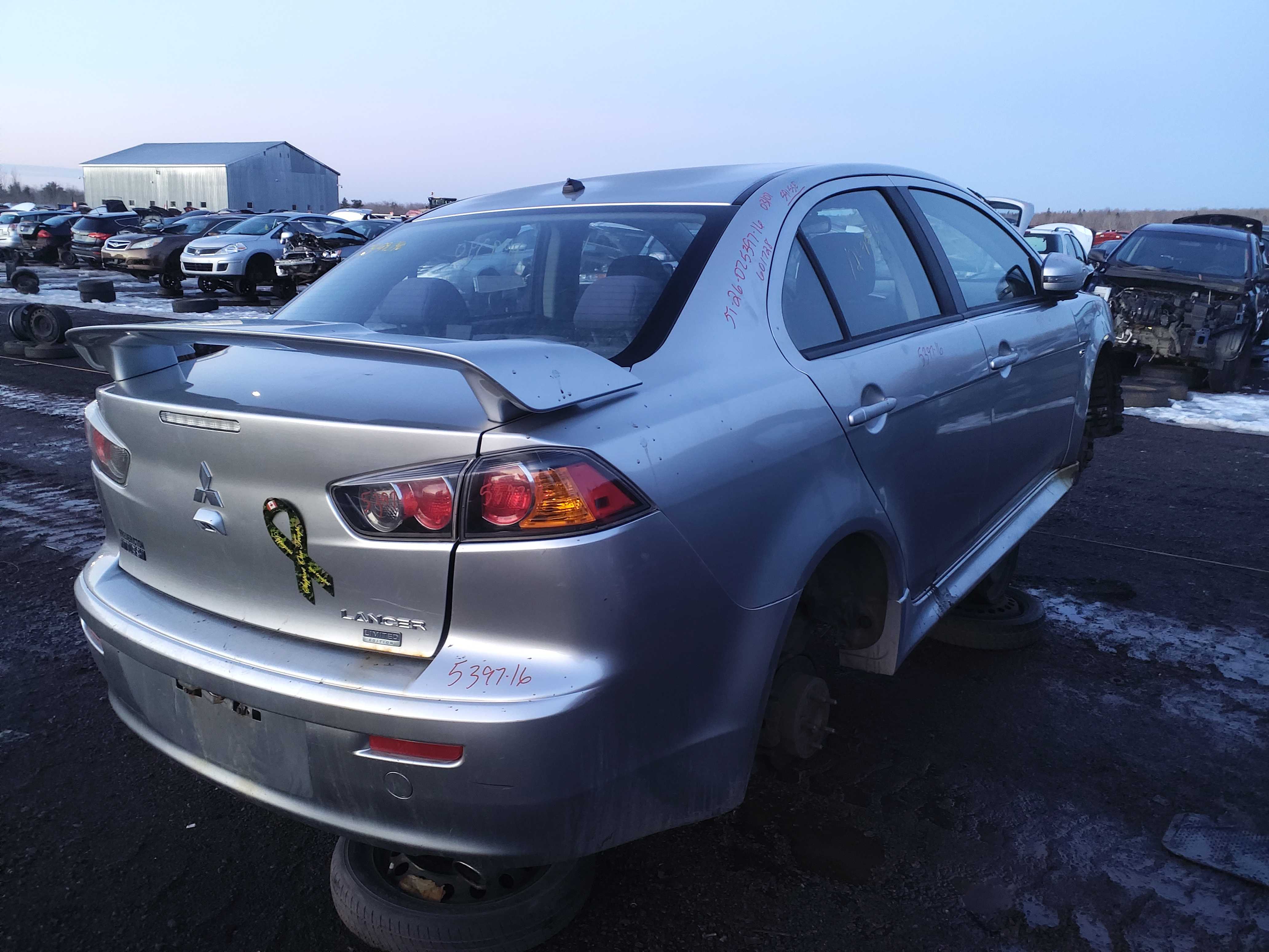 MITSUBISHI LANCER 2016