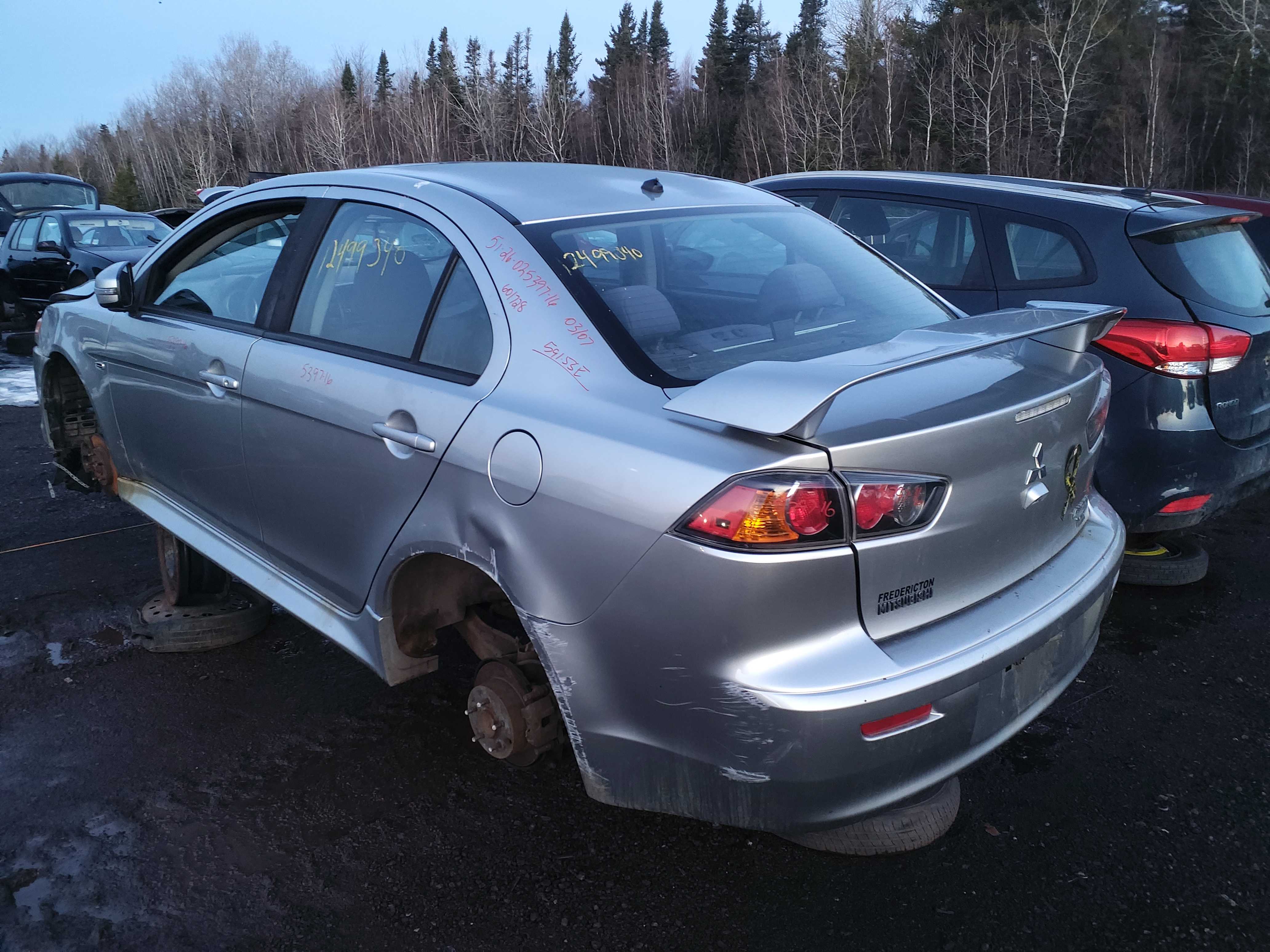 MITSUBISHI LANCER 2016