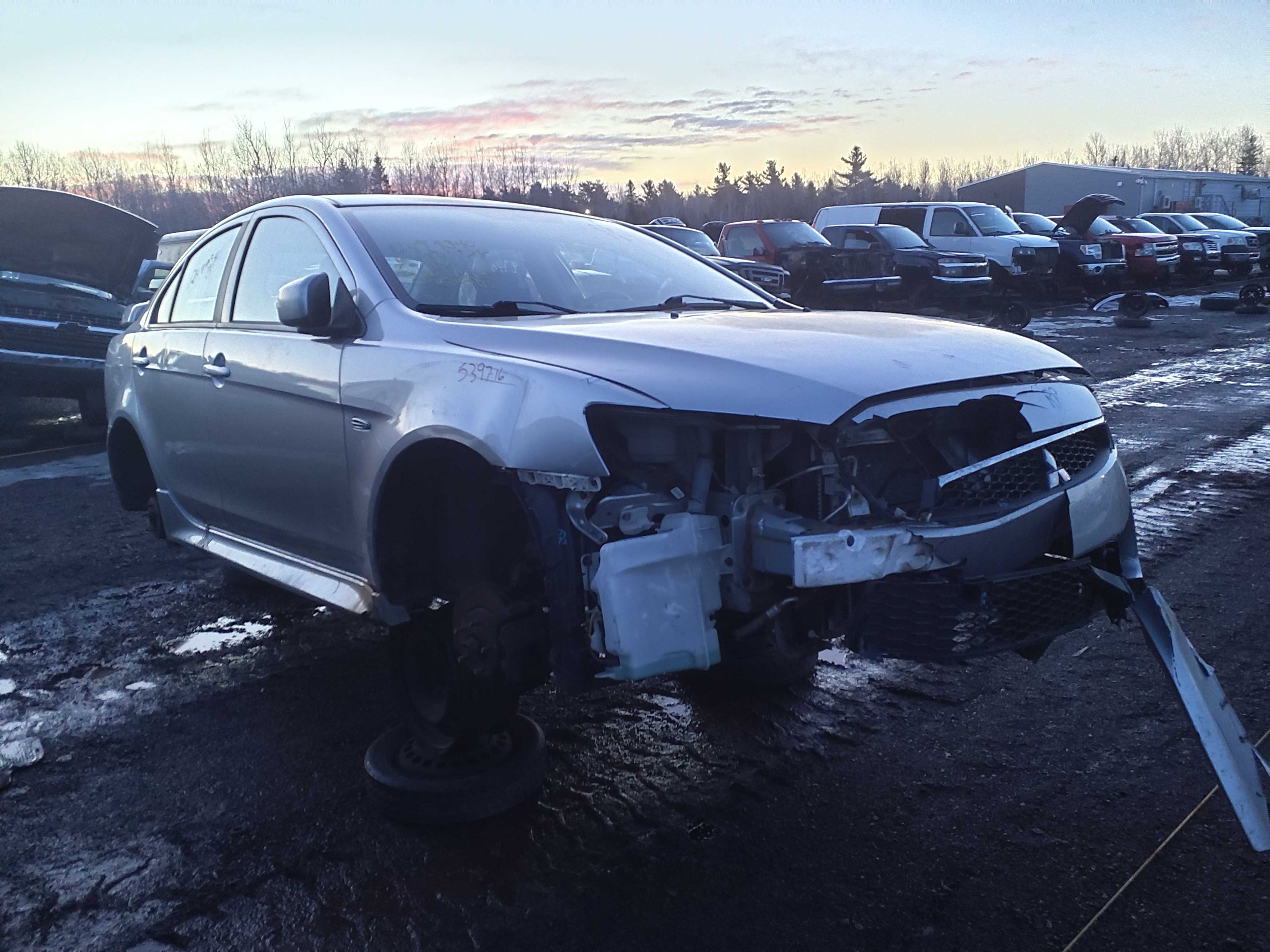 MITSUBISHI LANCER 2016