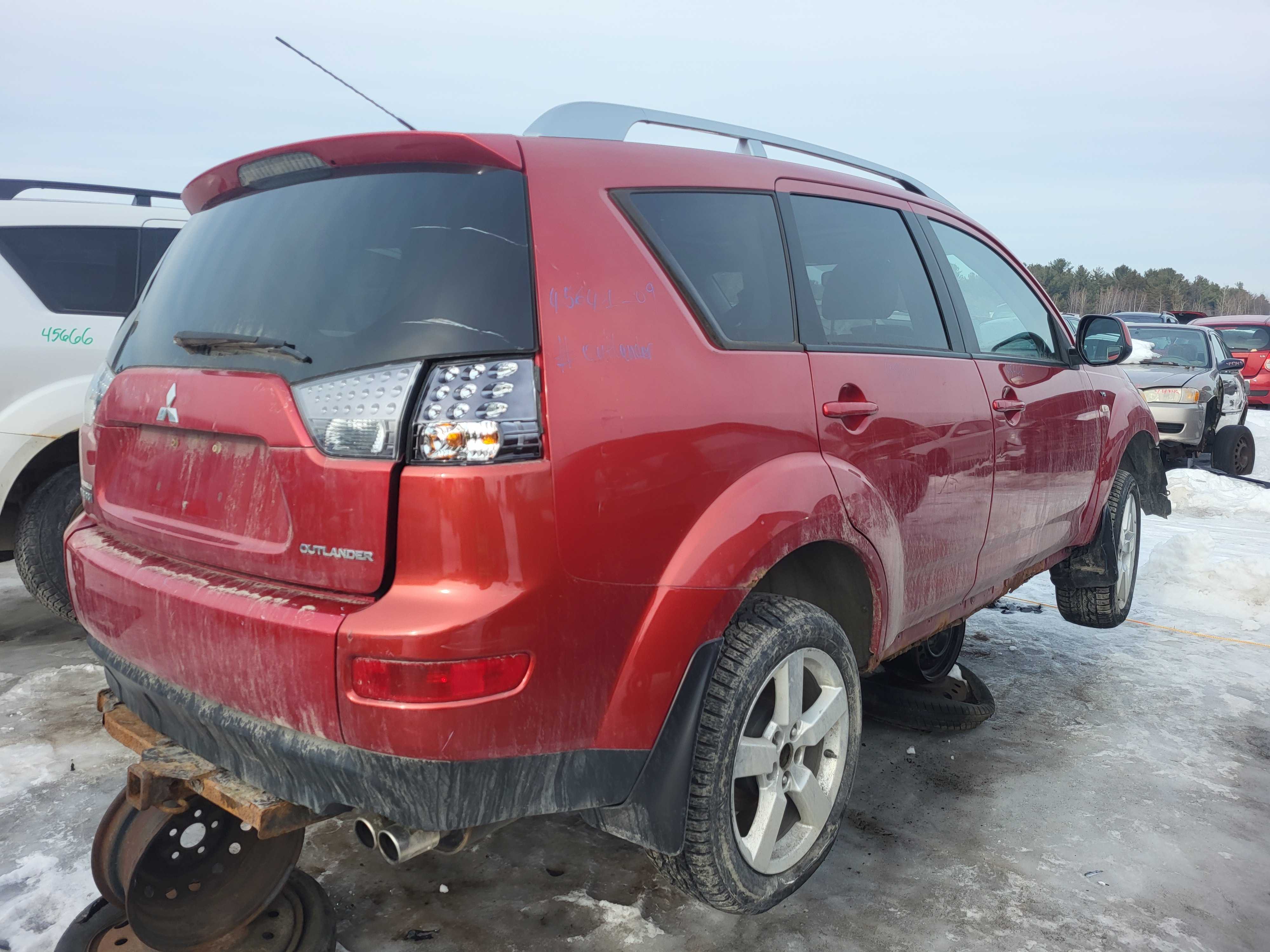 MITSUBISHI OUTLANDER 2009