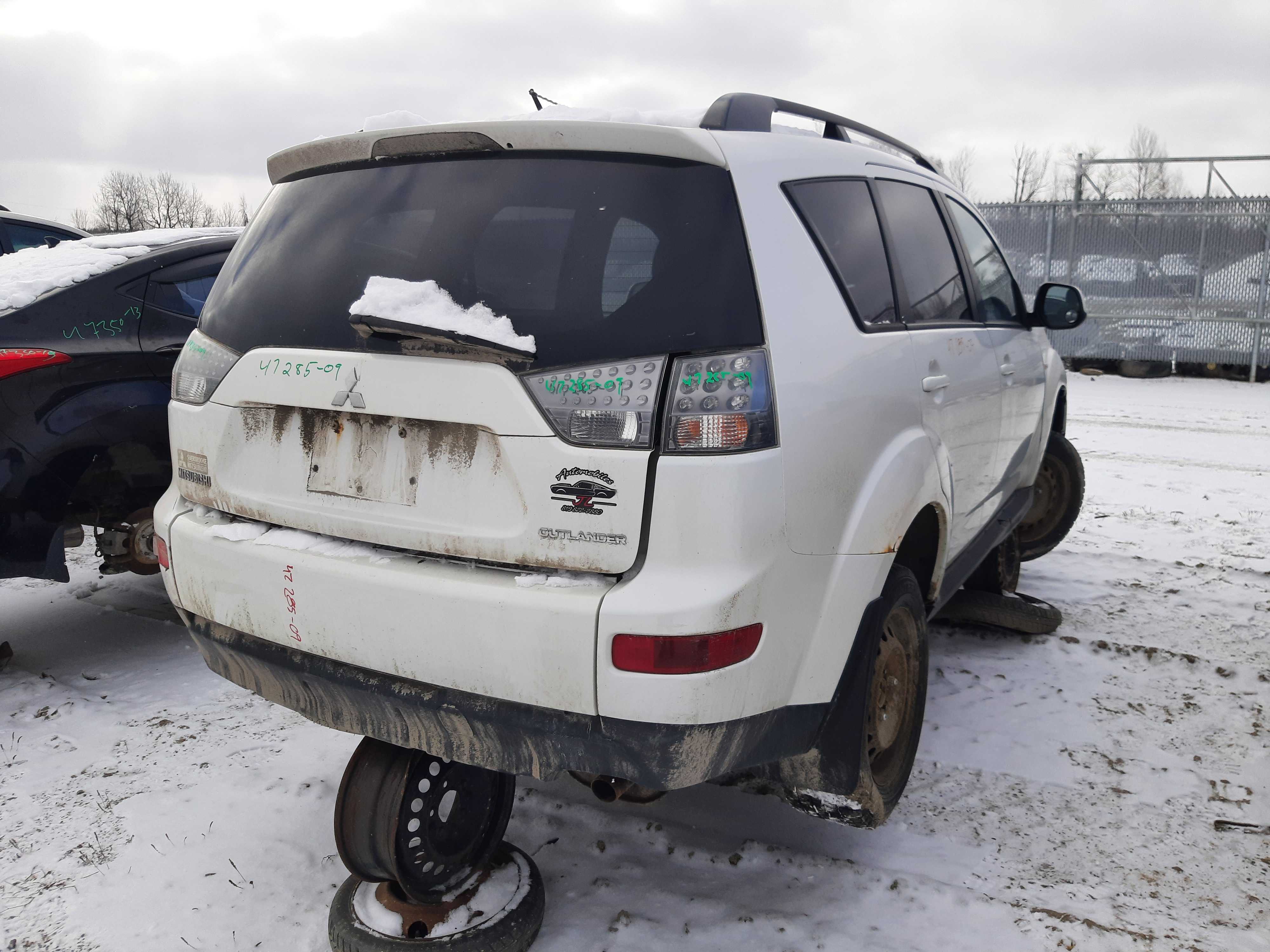 MITSUBISHI OUTLANDER 2009