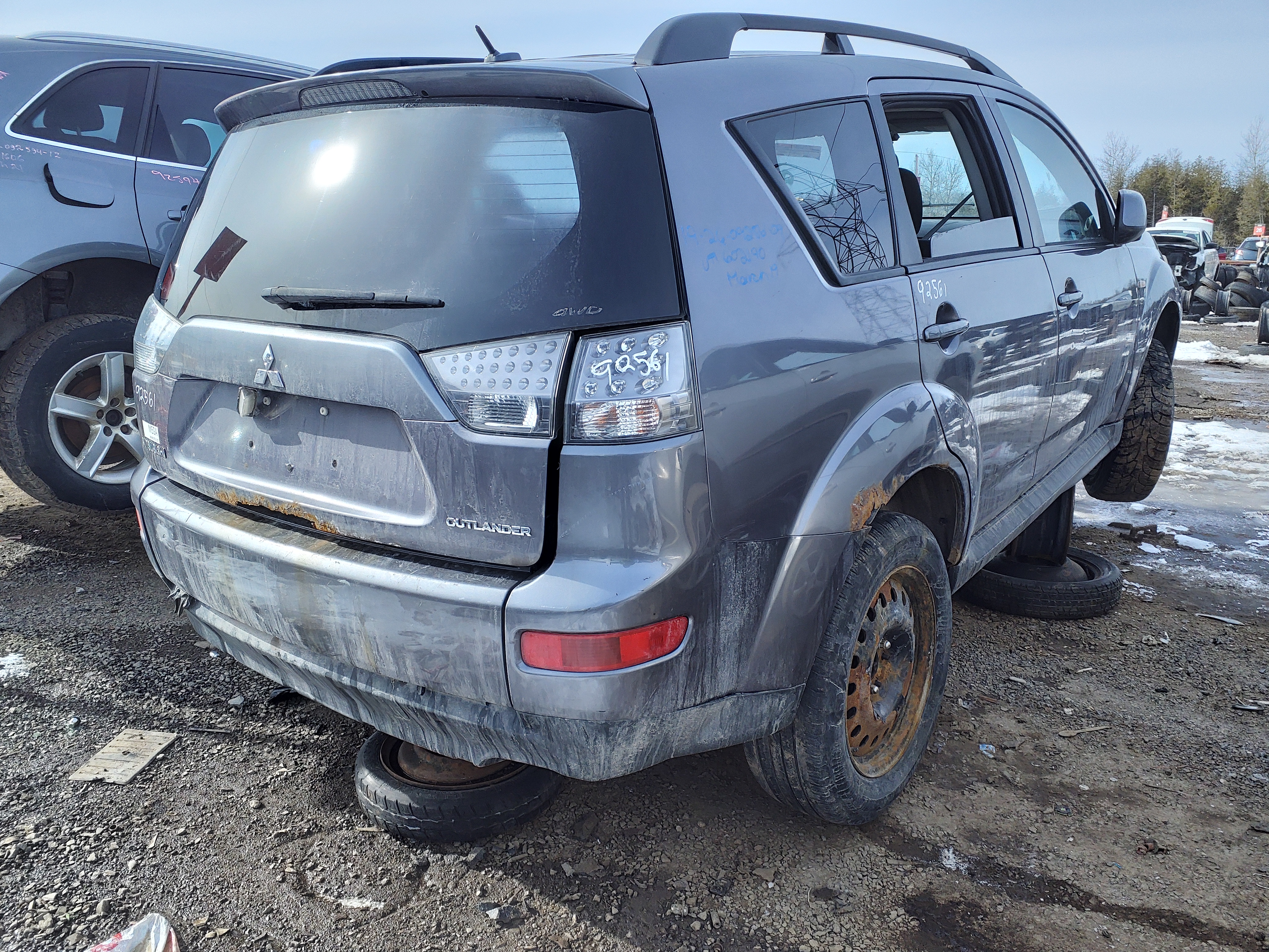 MITSUBISHI OUTLANDER 2009