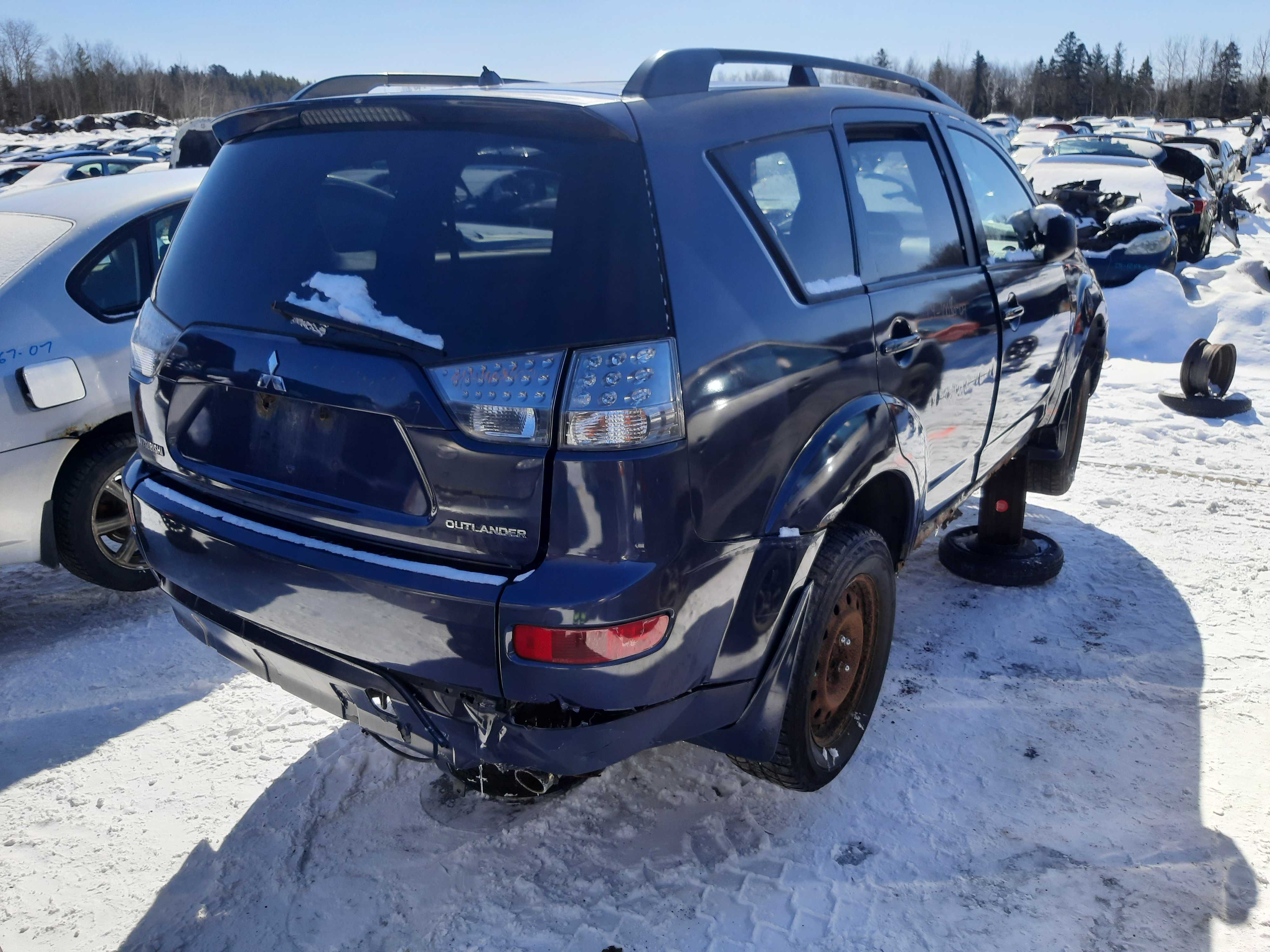 MITSUBISHI OUTLANDER 2009