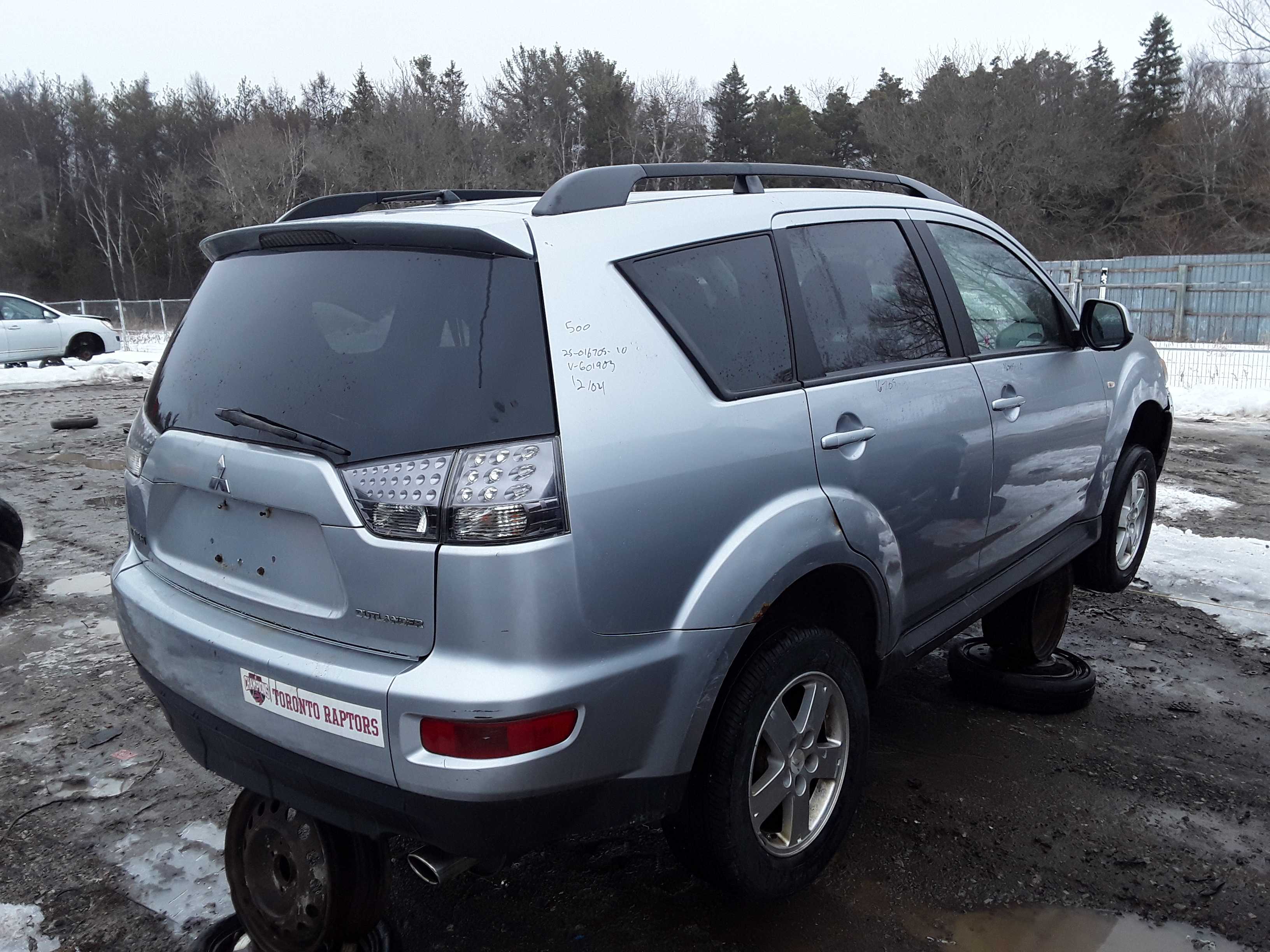 MITSUBISHI OUTLANDER 2010