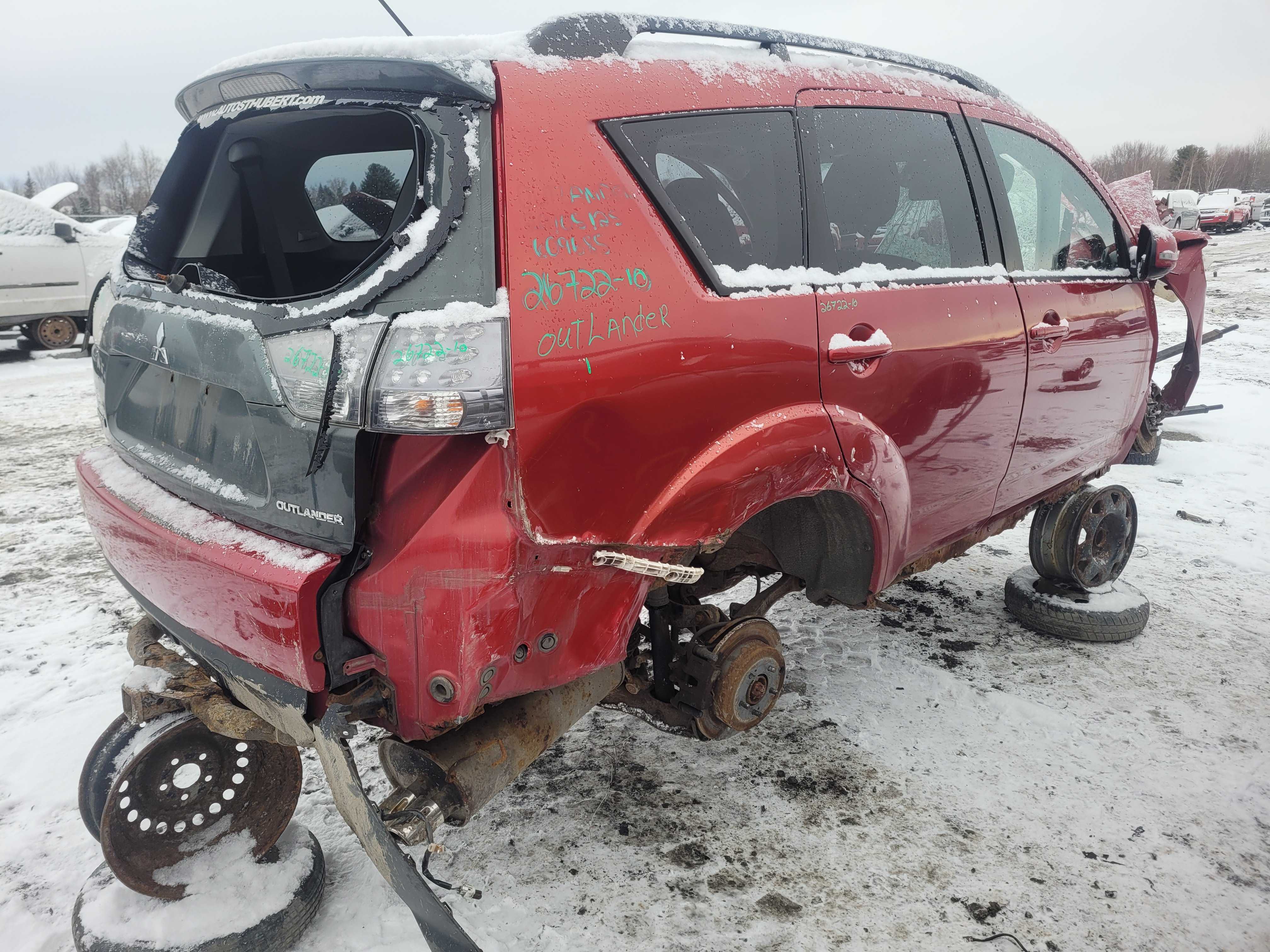 MITSUBISHI OUTLANDER 2010