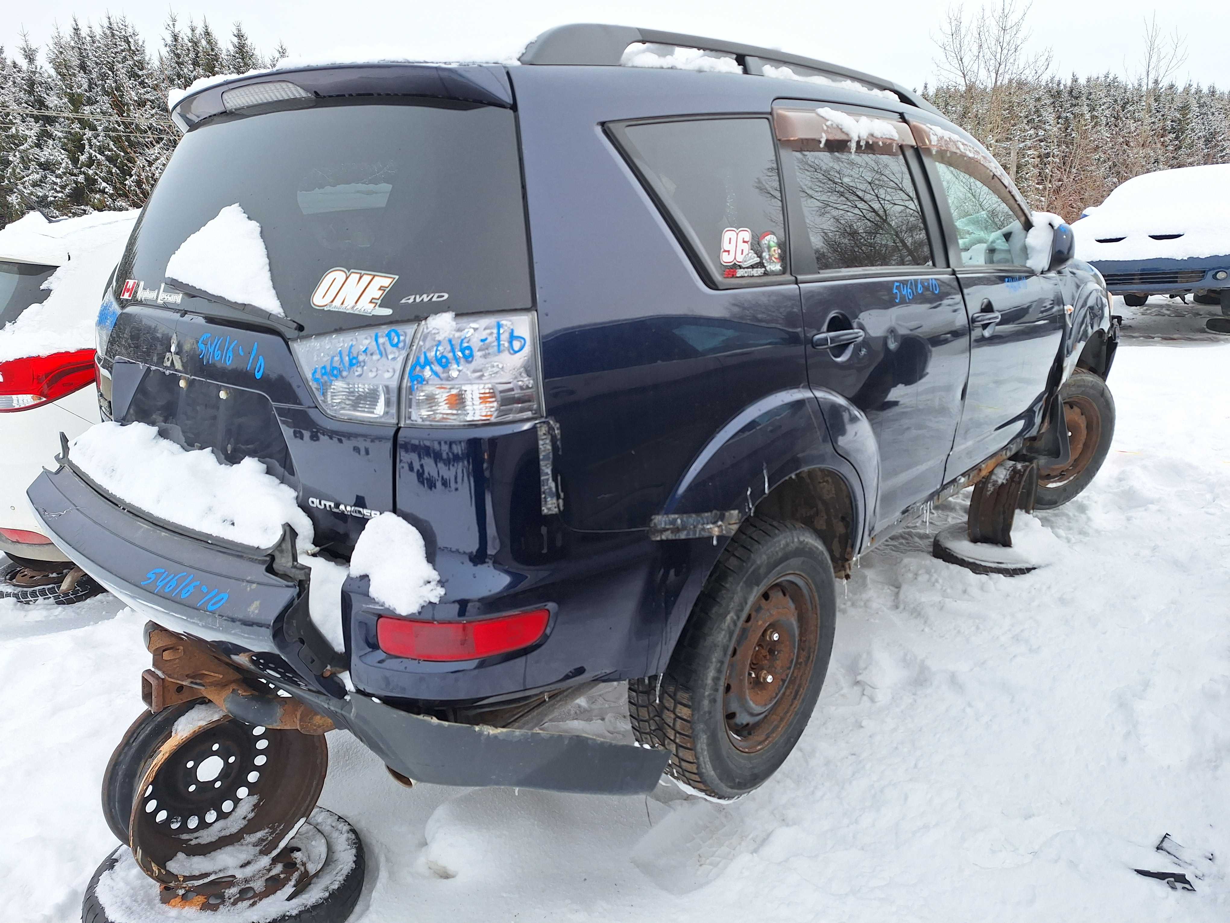 MITSUBISHI OUTLANDER 2010