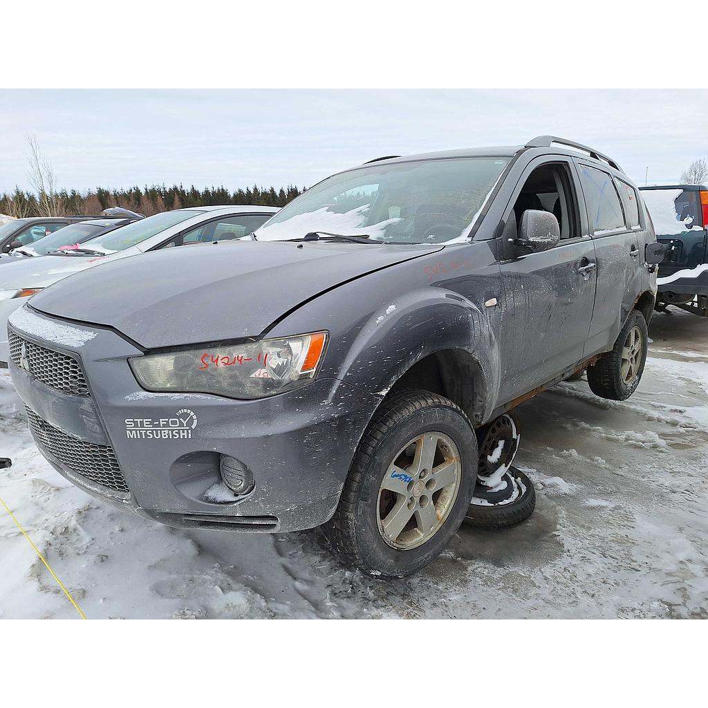 MITSUBISHI OUTLANDER 2011