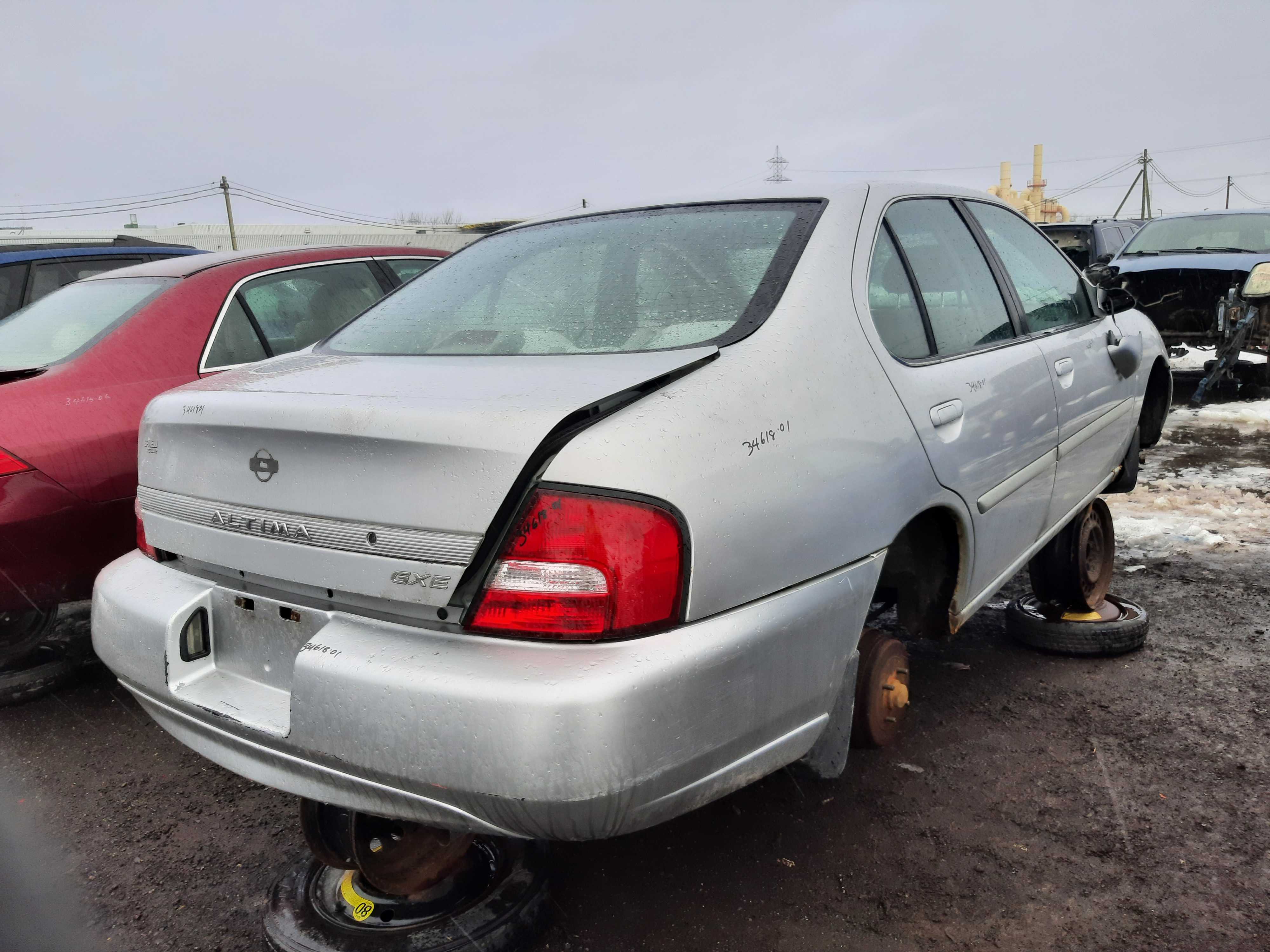 NISSAN ALTIMA 2001