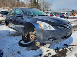NISSAN ALTIMA 2010