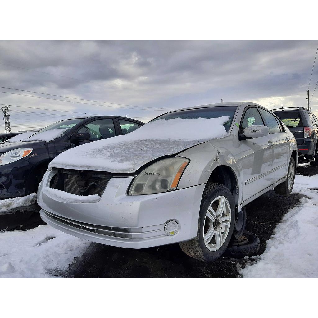 NISSAN MAXIMA 2004