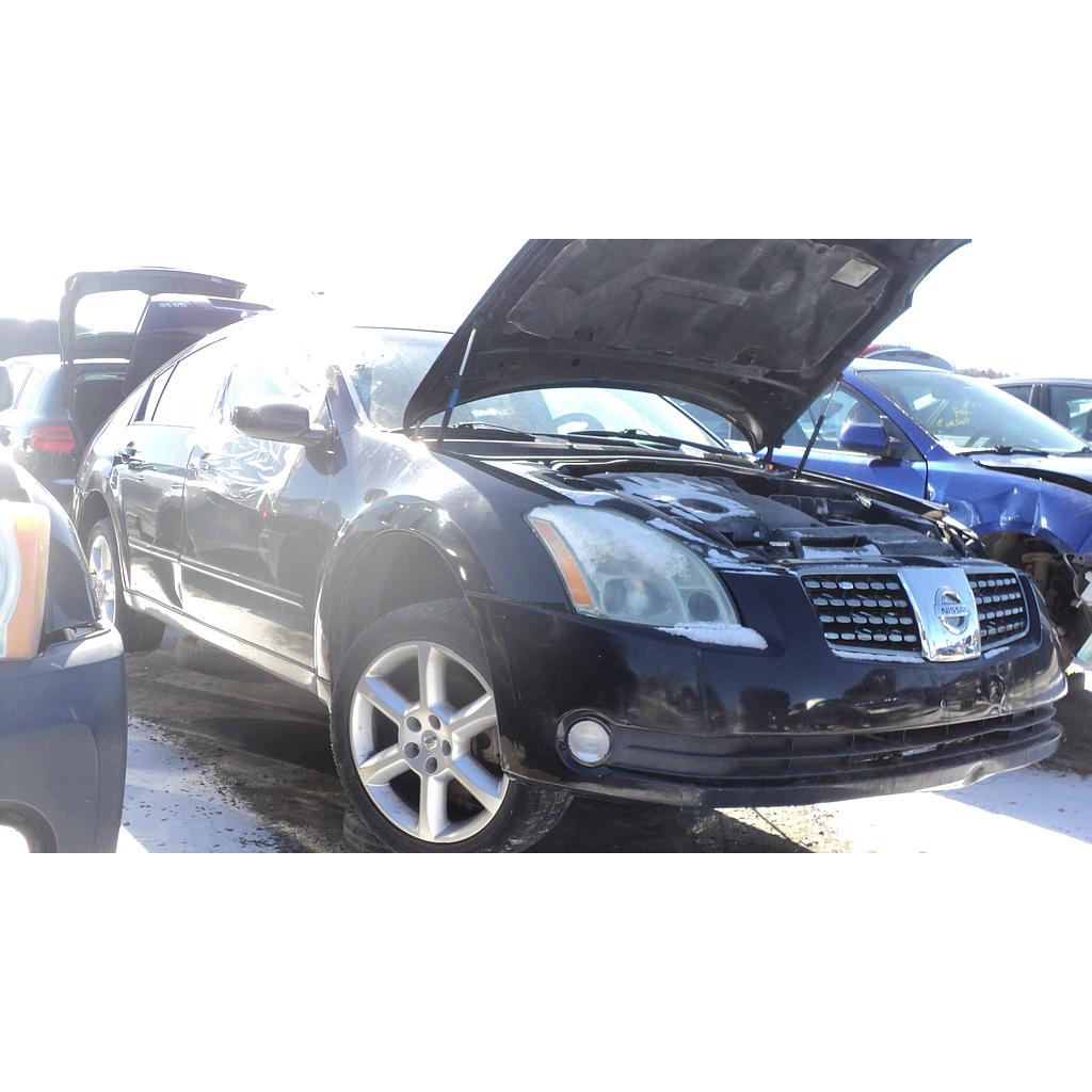 NISSAN MAXIMA 2005