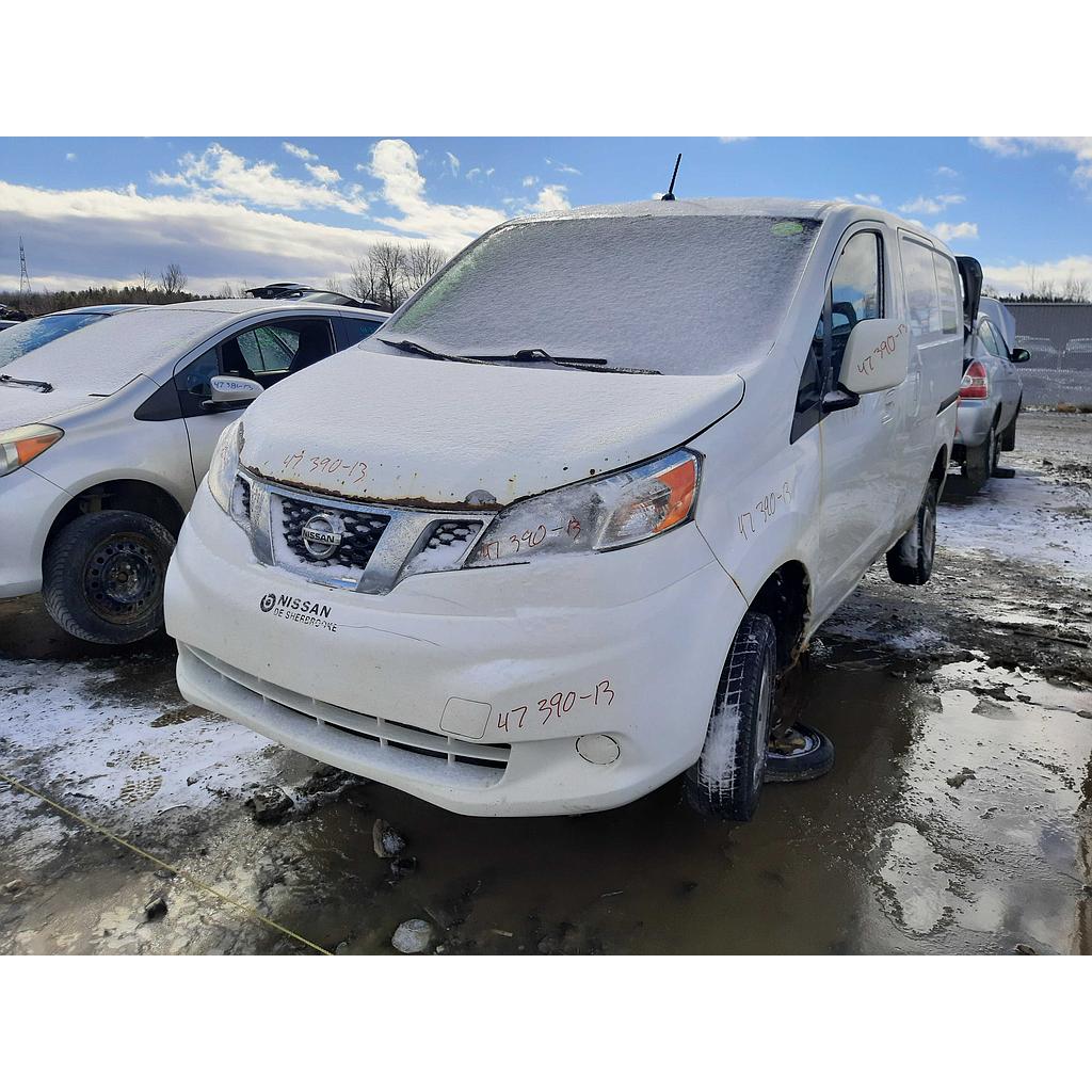 NISSAN NV 2013