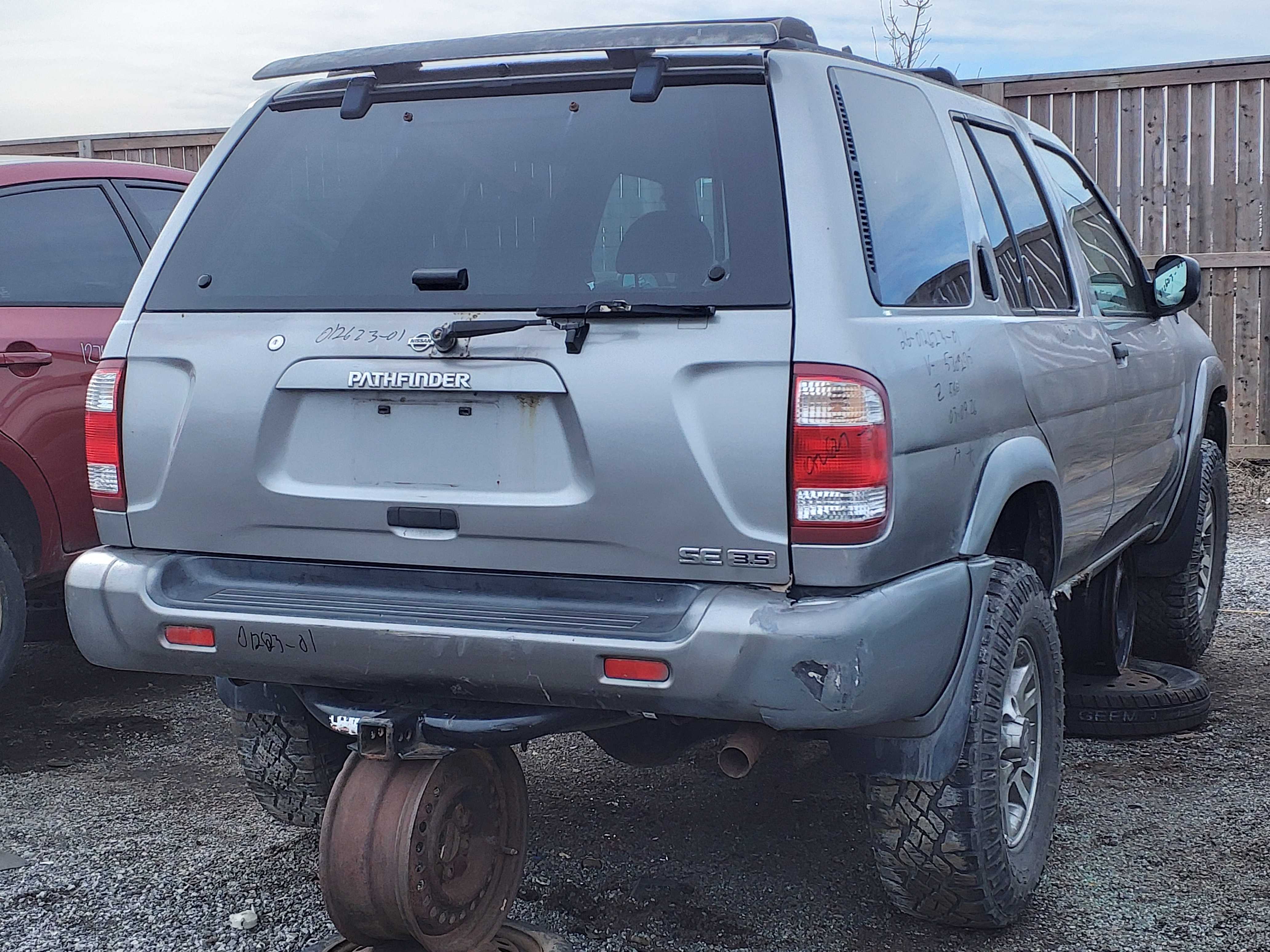 NISSAN PATHFINDER 2001