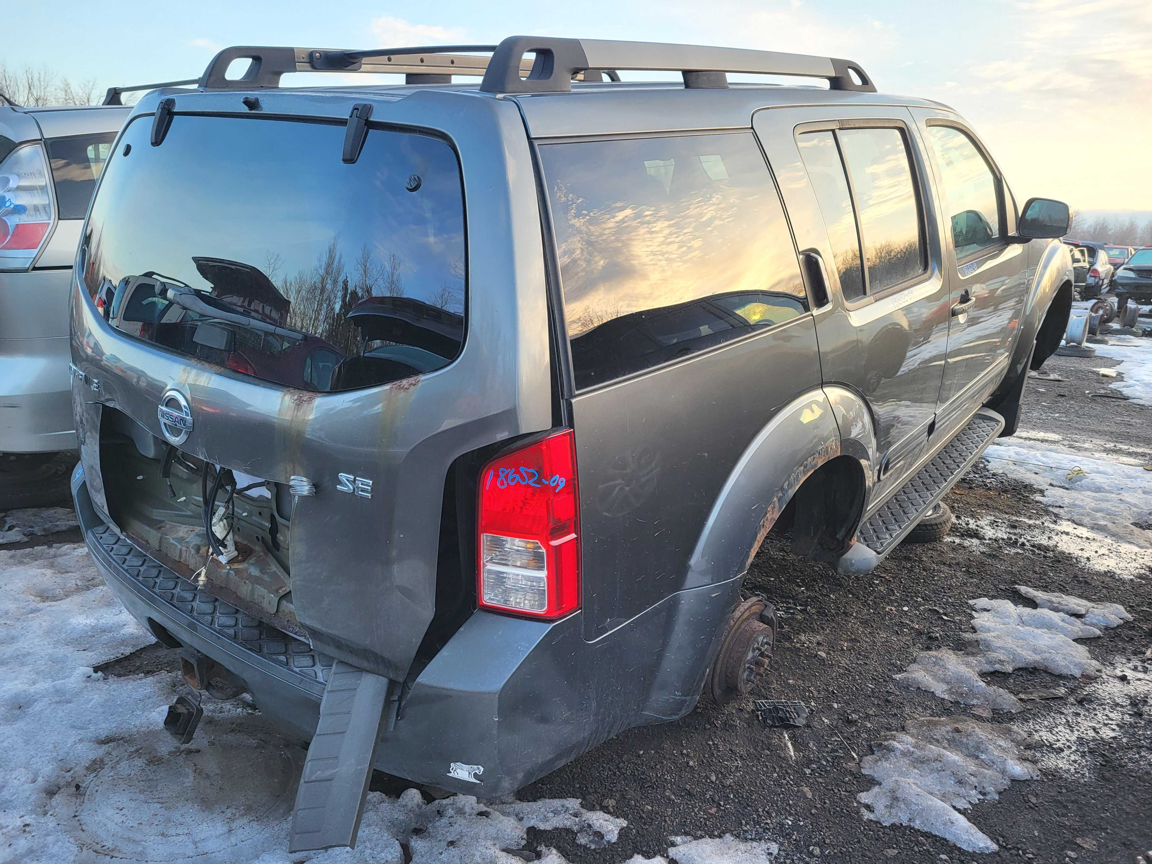 NISSAN PATHFINDER 2009