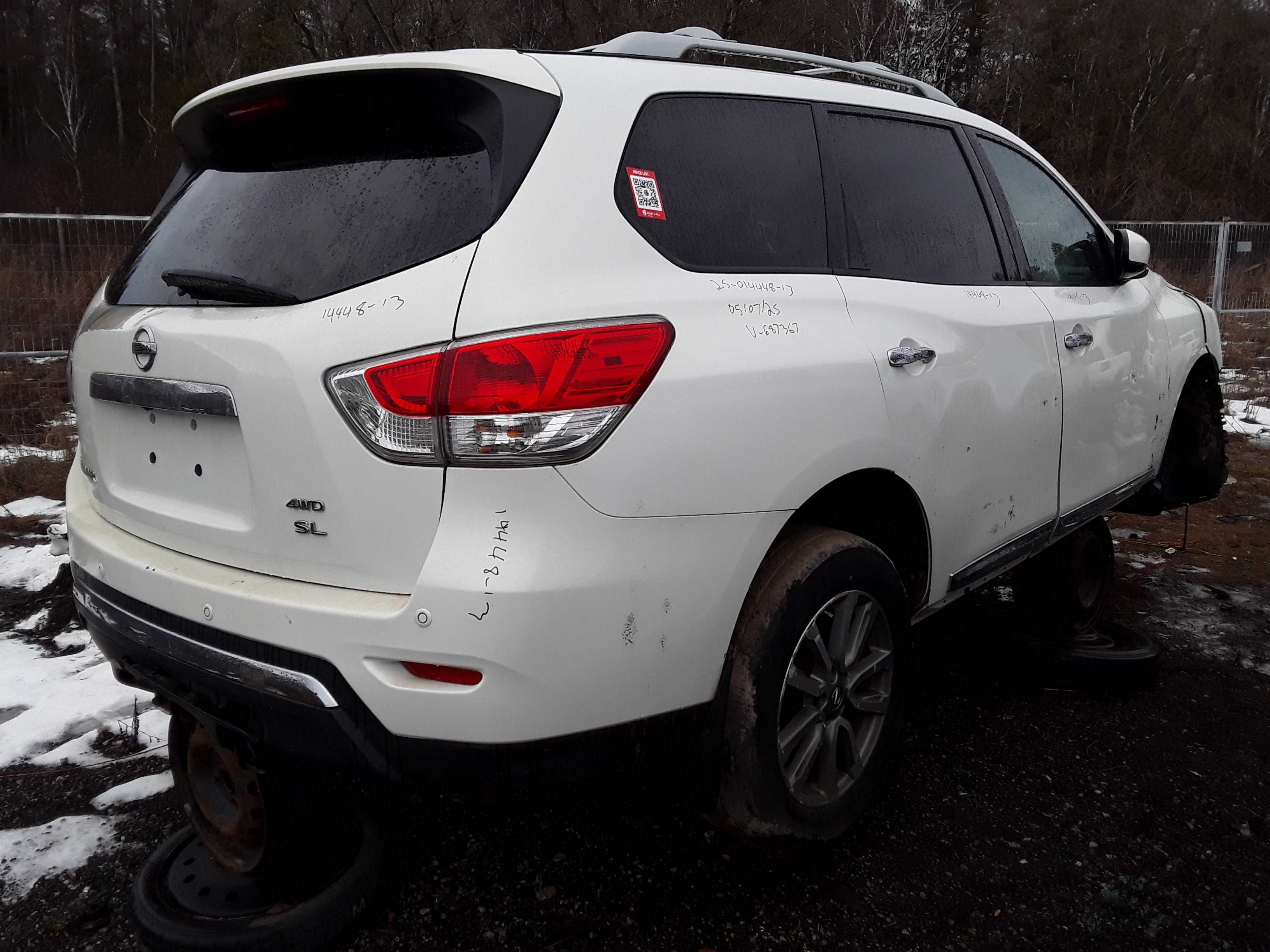 NISSAN PATHFINDER 2013