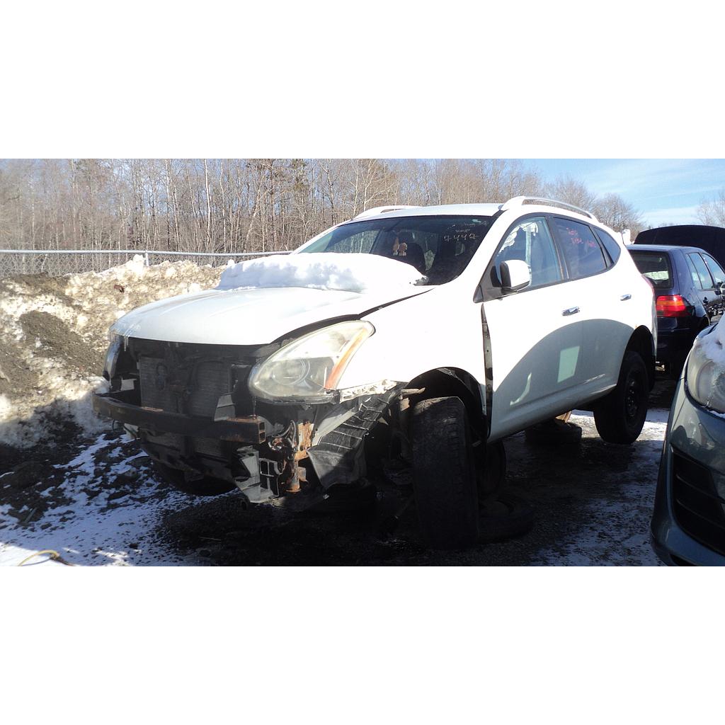 NISSAN ROGUE 2010