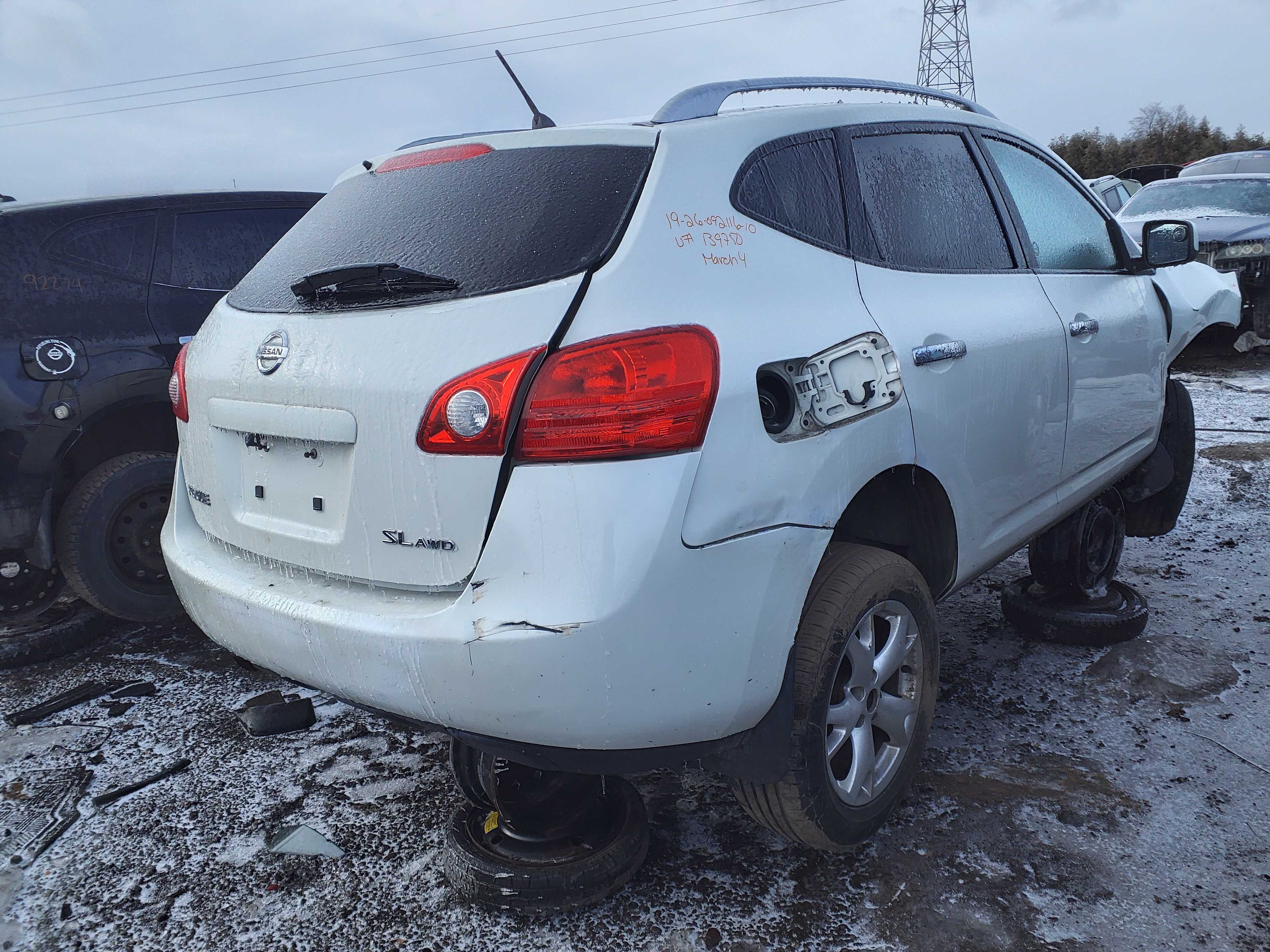 NISSAN ROGUE 2010