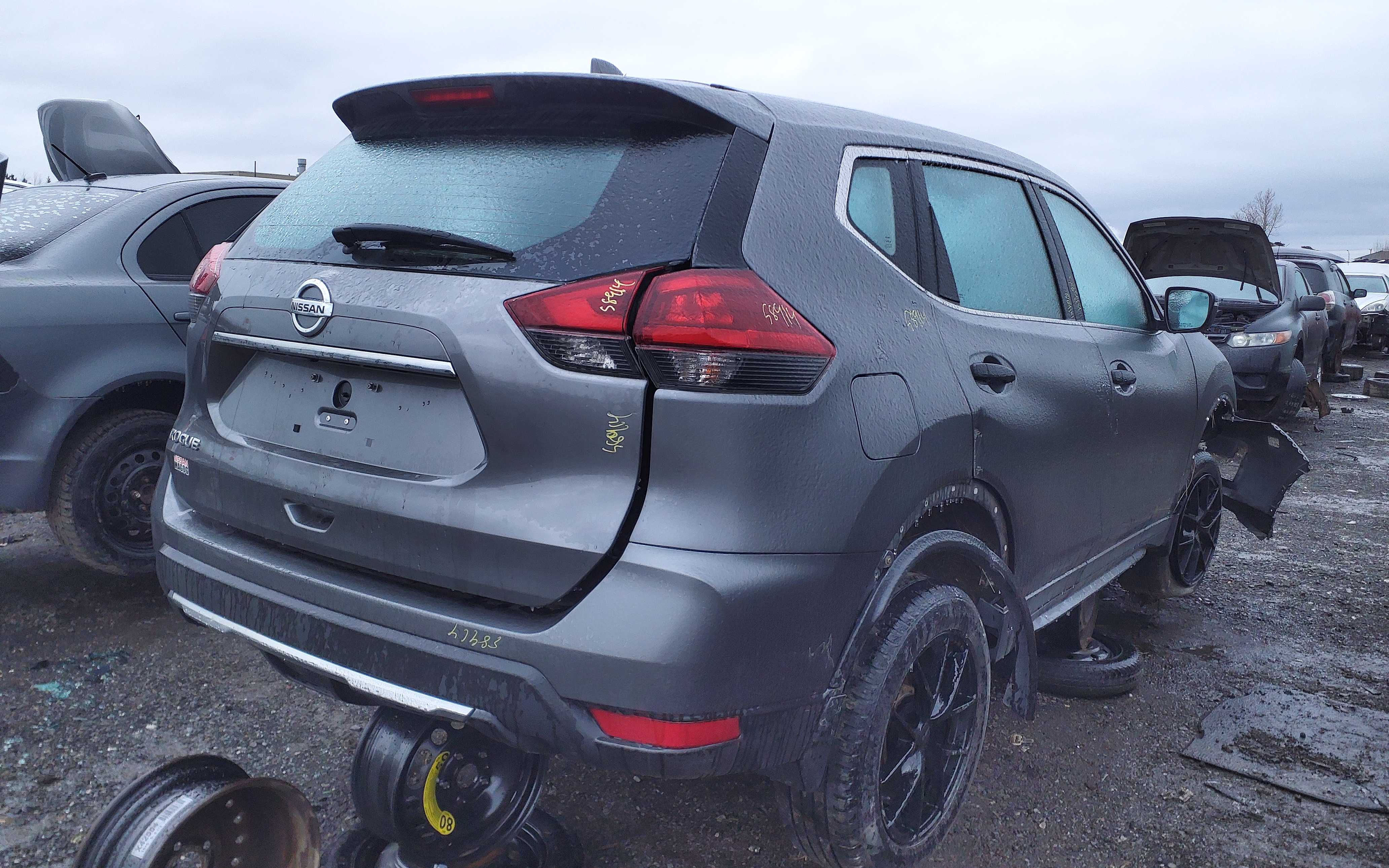 NISSAN ROGUE 2018