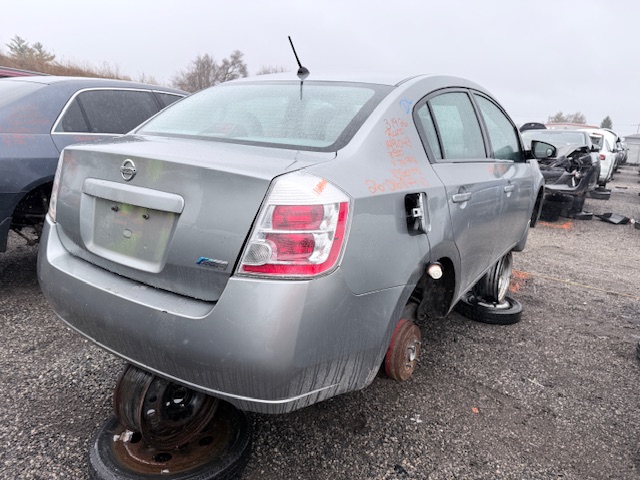 NISSAN SENTRA 2010