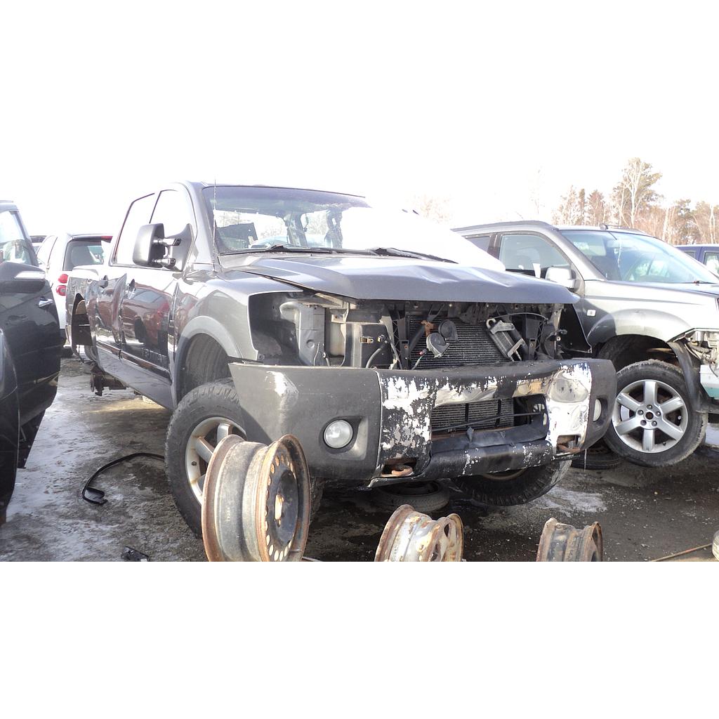 NISSAN TITAN 2011
