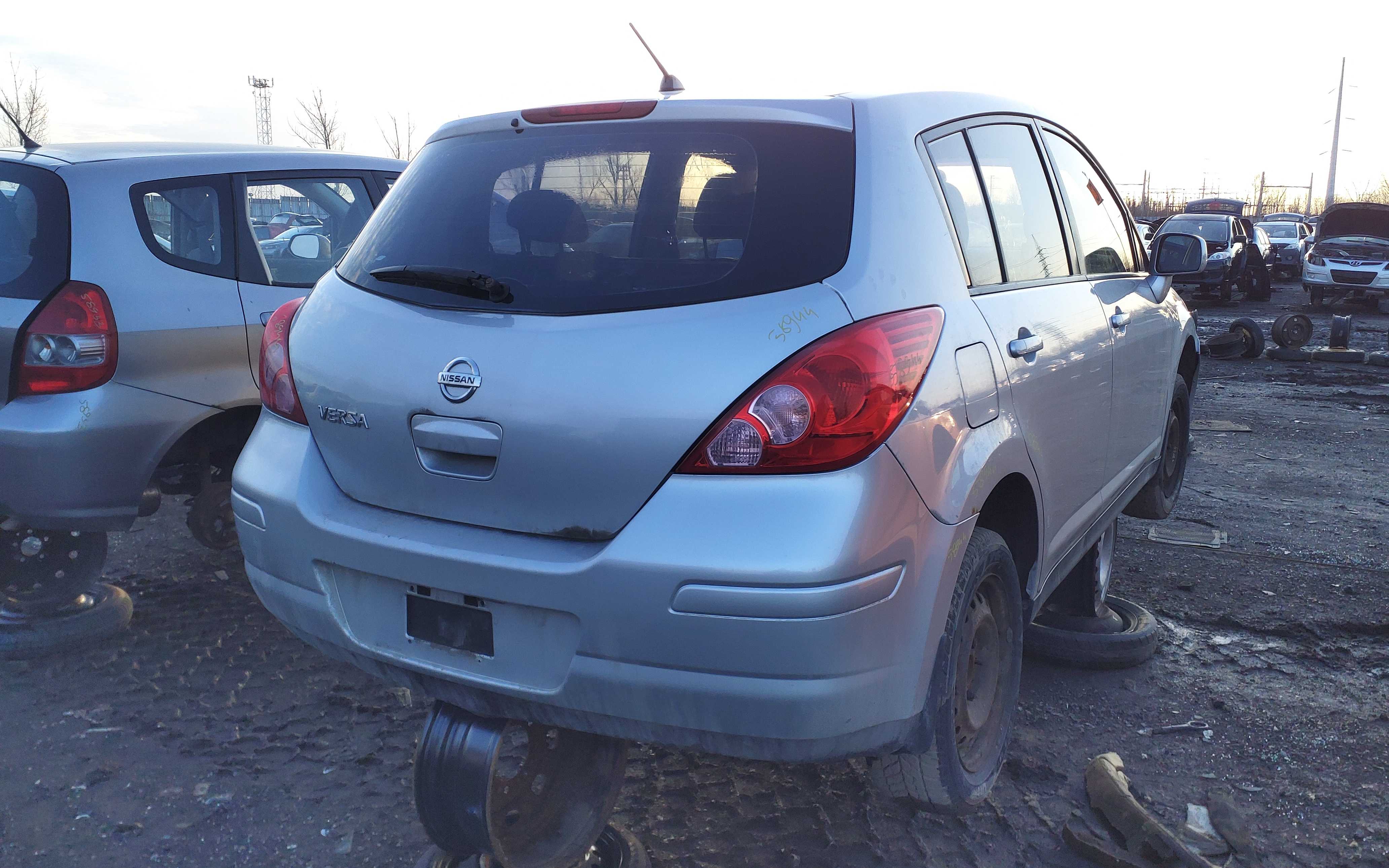 NISSAN VERSA 2009