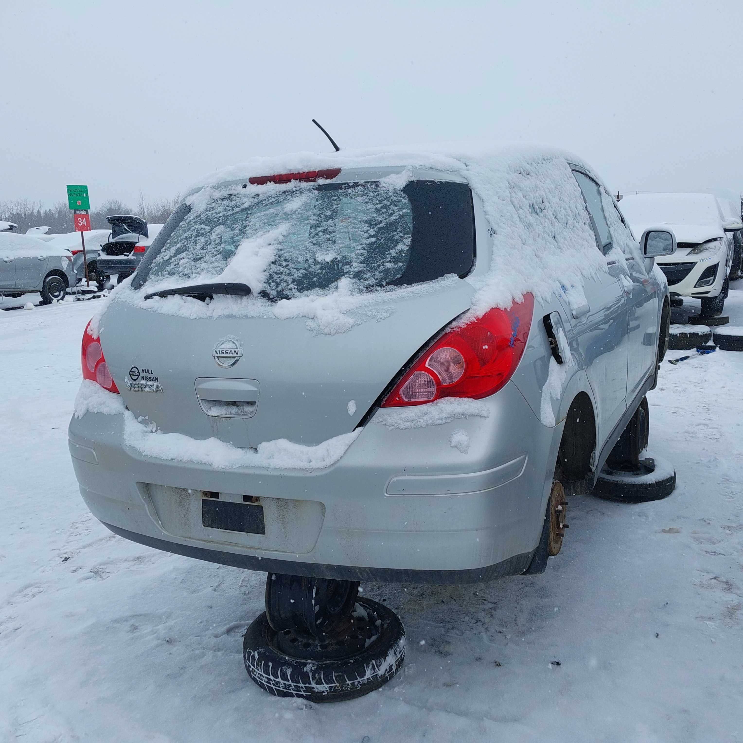 NISSAN VERSA 2009