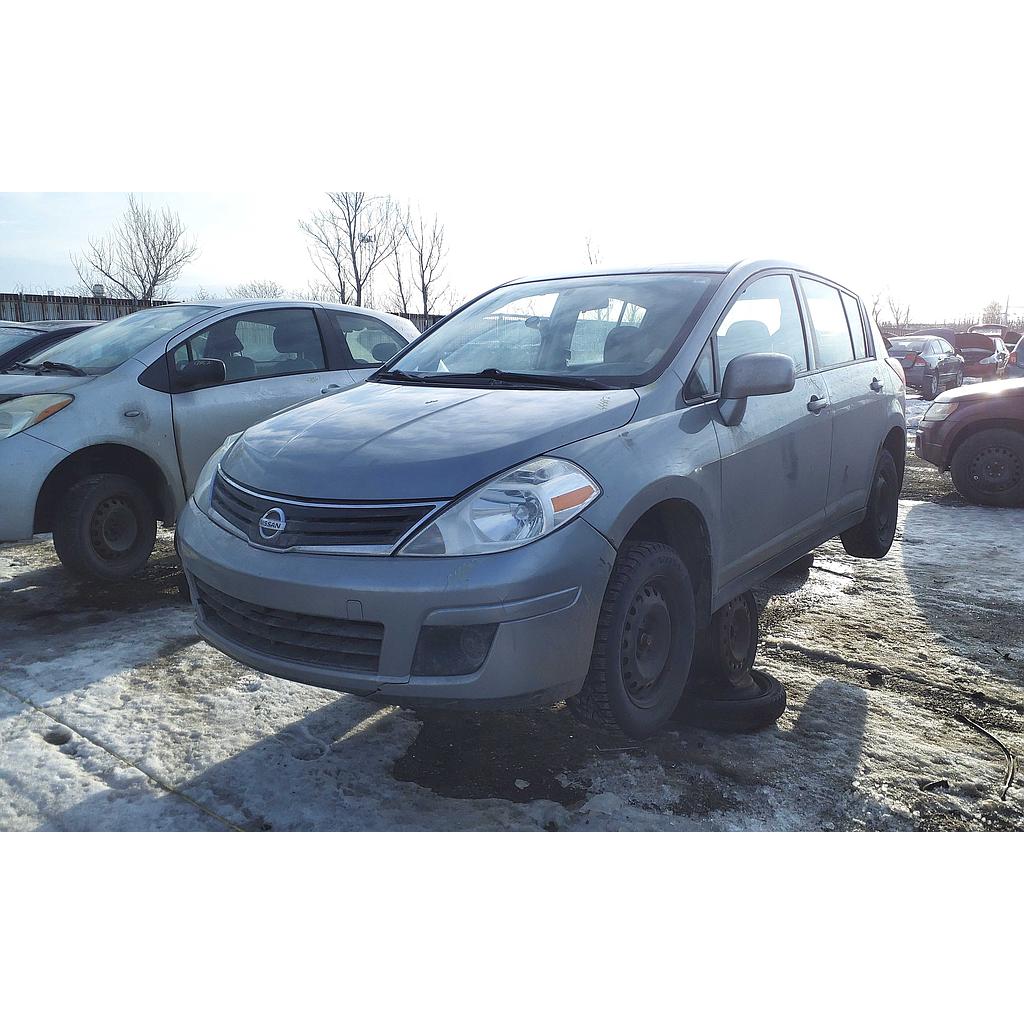 NISSAN VERSA 2010