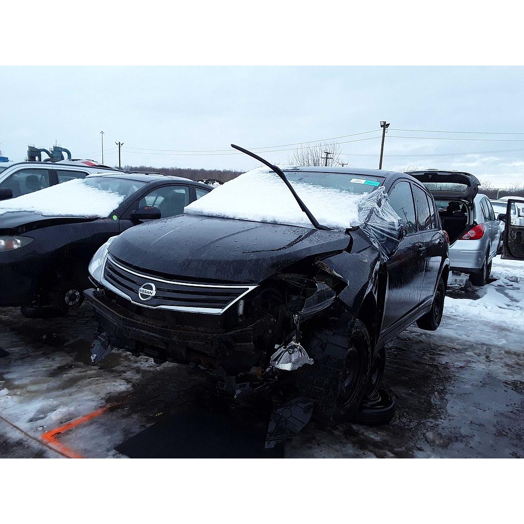 NISSAN VERSA 2010