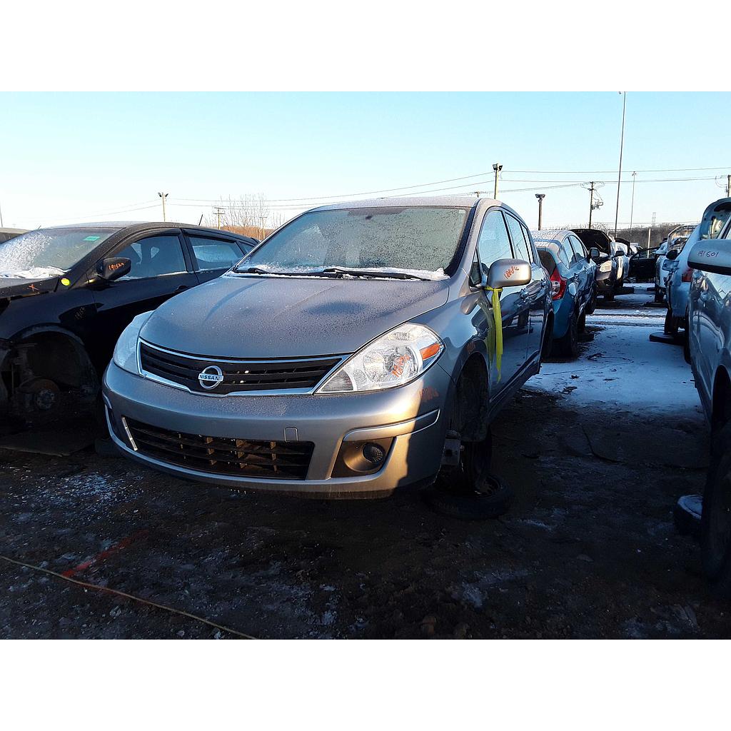NISSAN VERSA 2011