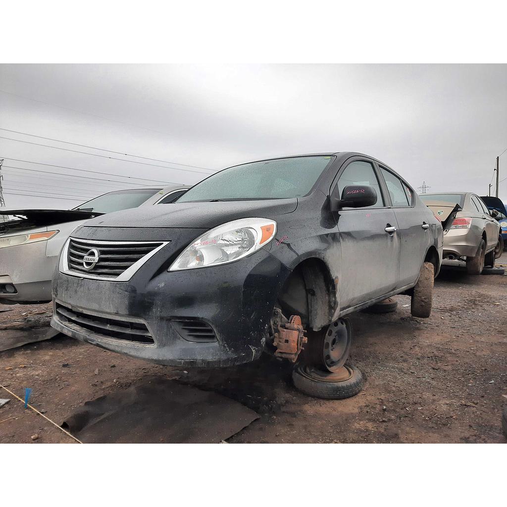 NISSAN VERSA 2012