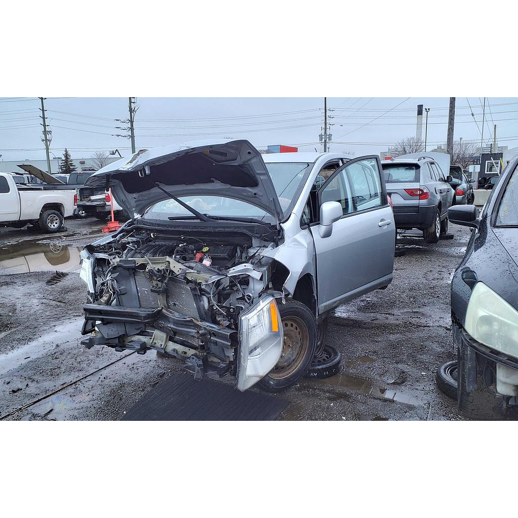 NISSAN VERSA 2012