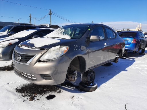 NISSAN VERSA 2012