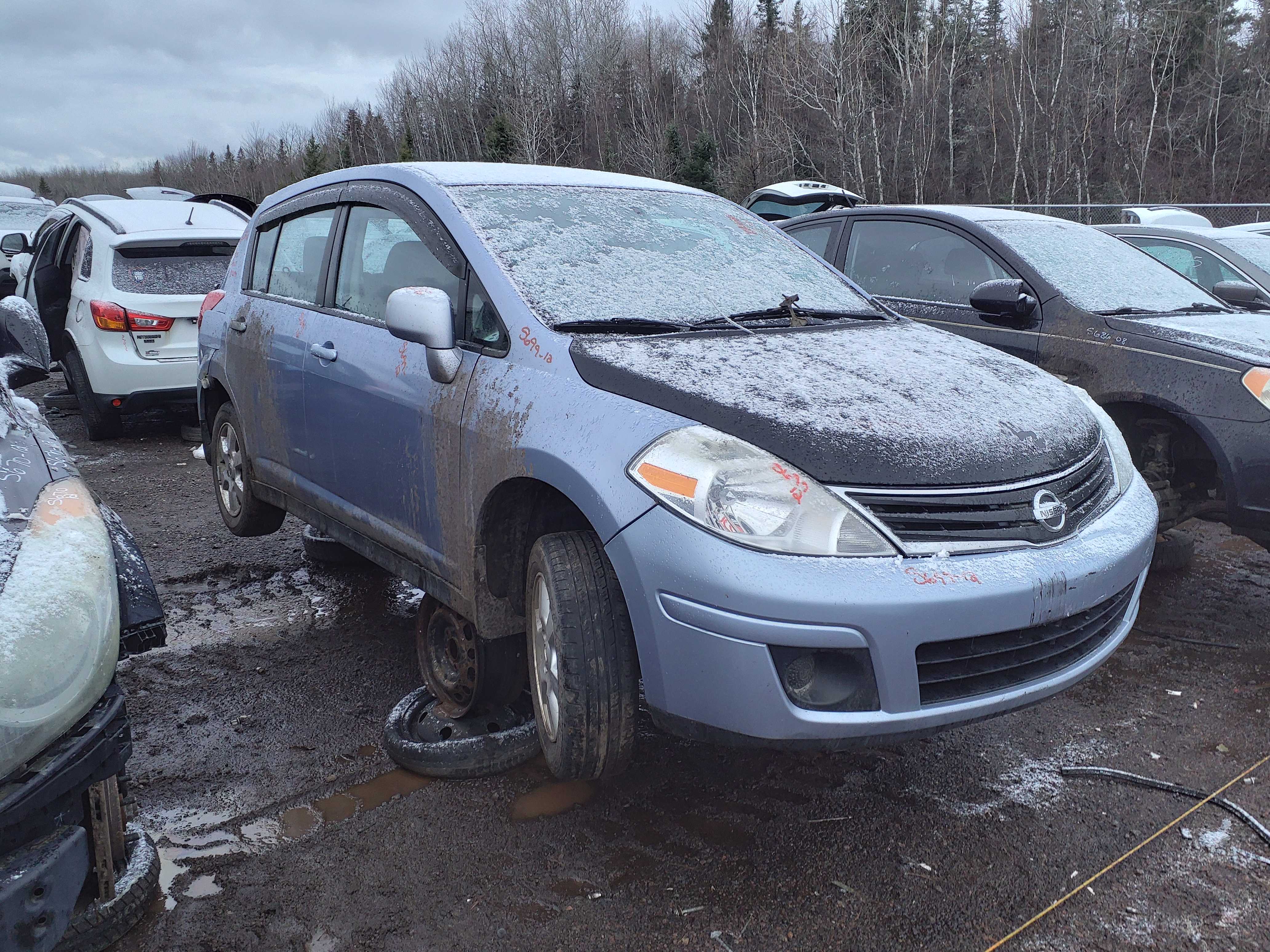 NISSAN VERSA 2012