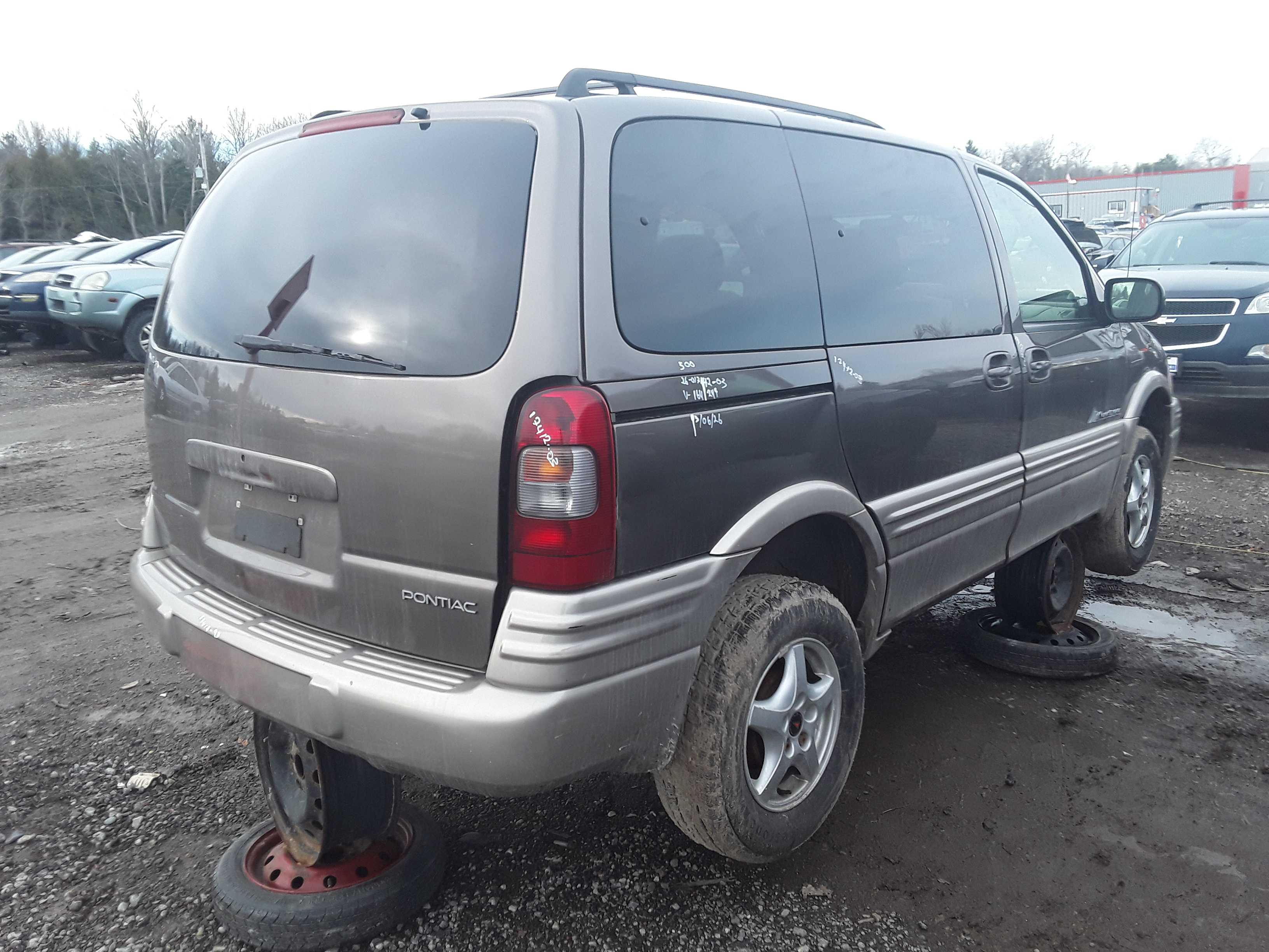 PONTIAC MONTANA 2003