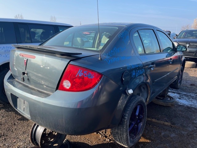 PONTIAC PURSUIT 2005