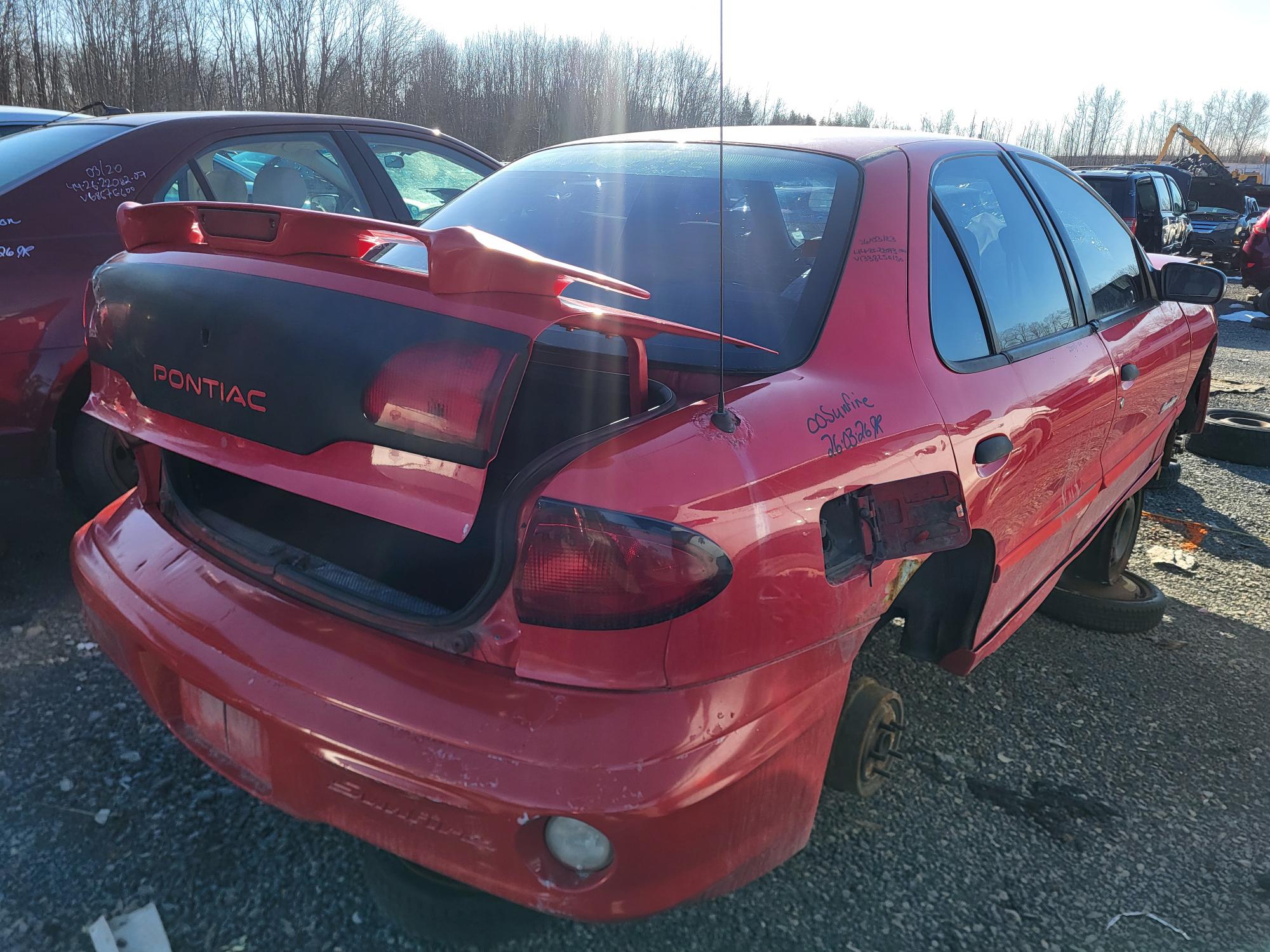 PONTIAC SUNFIRE 2000