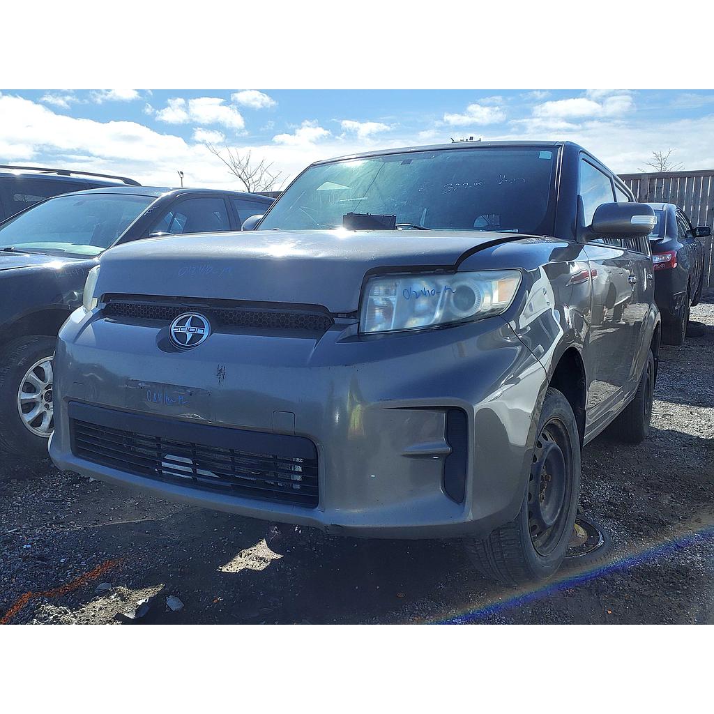 SCION XB 2012