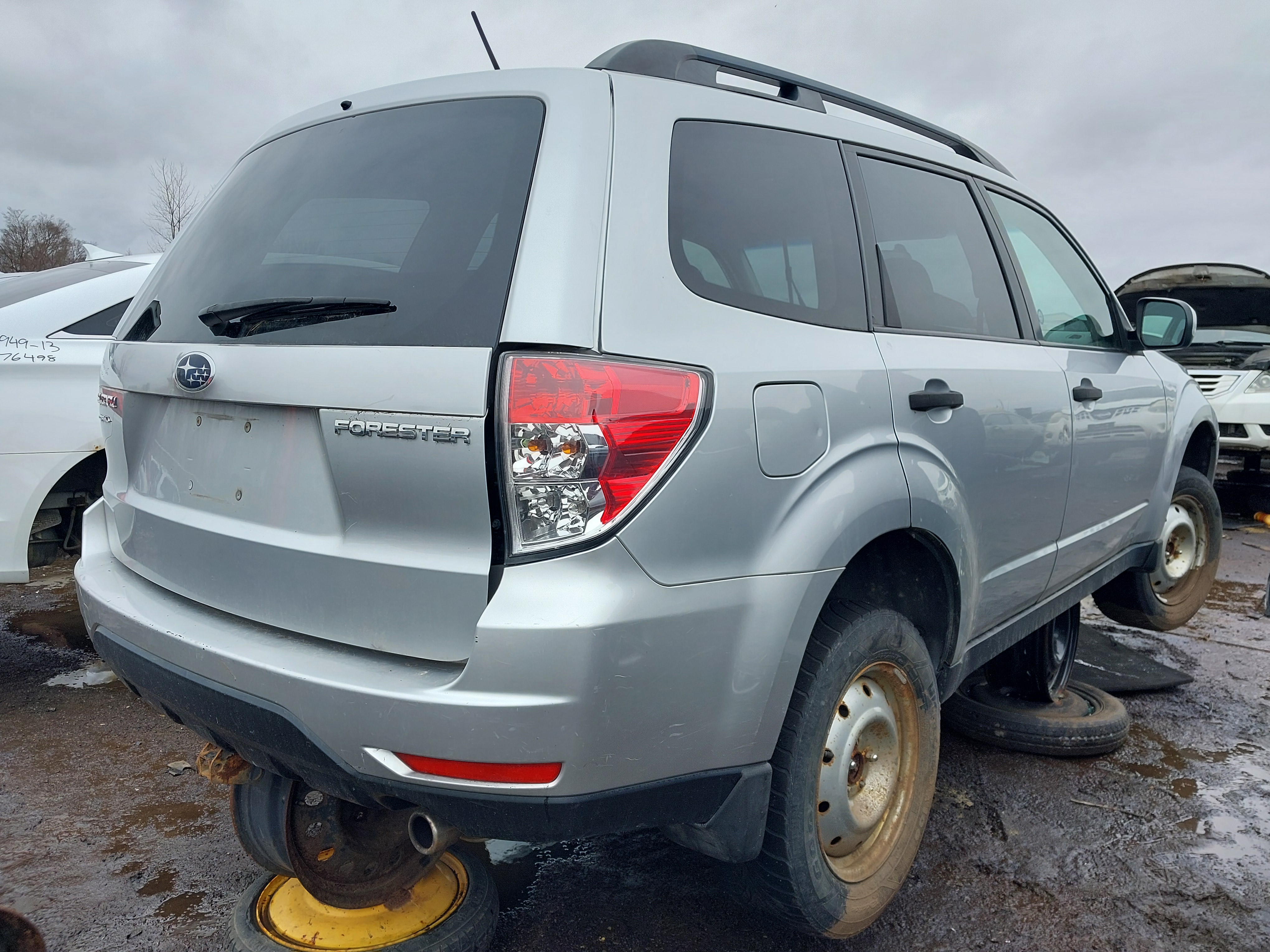 SUBARU FORESTER 2011