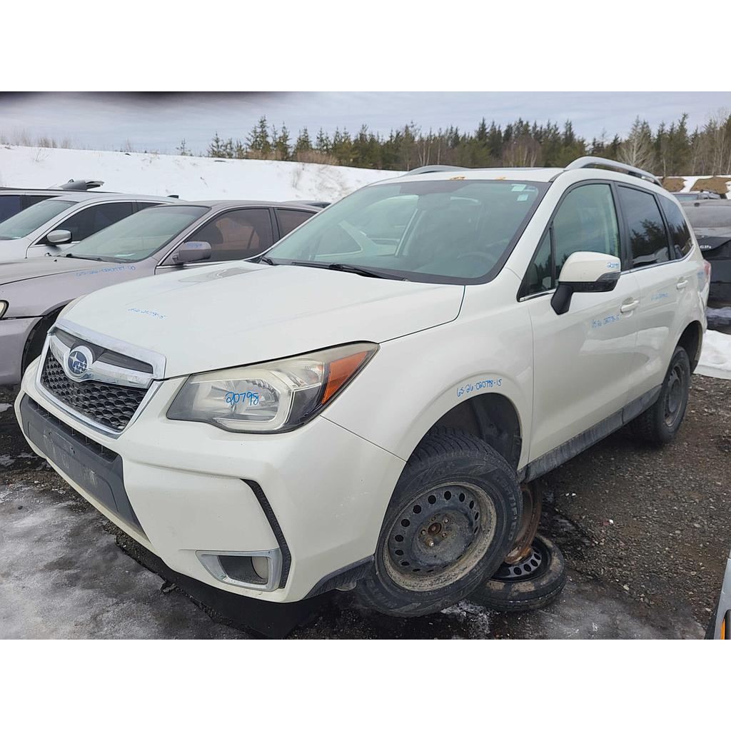SUBARU FORESTER 2015