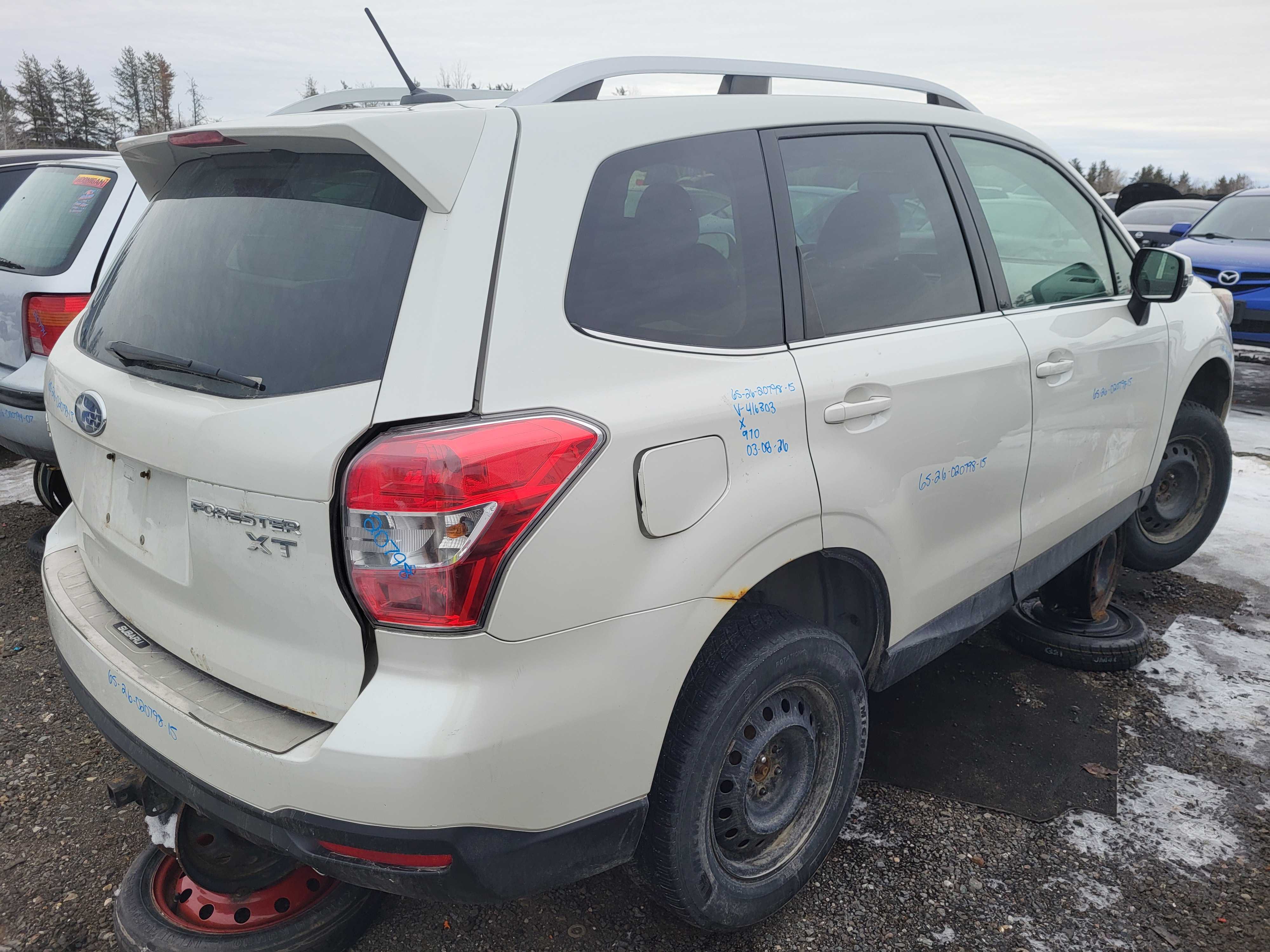 SUBARU FORESTER 2015