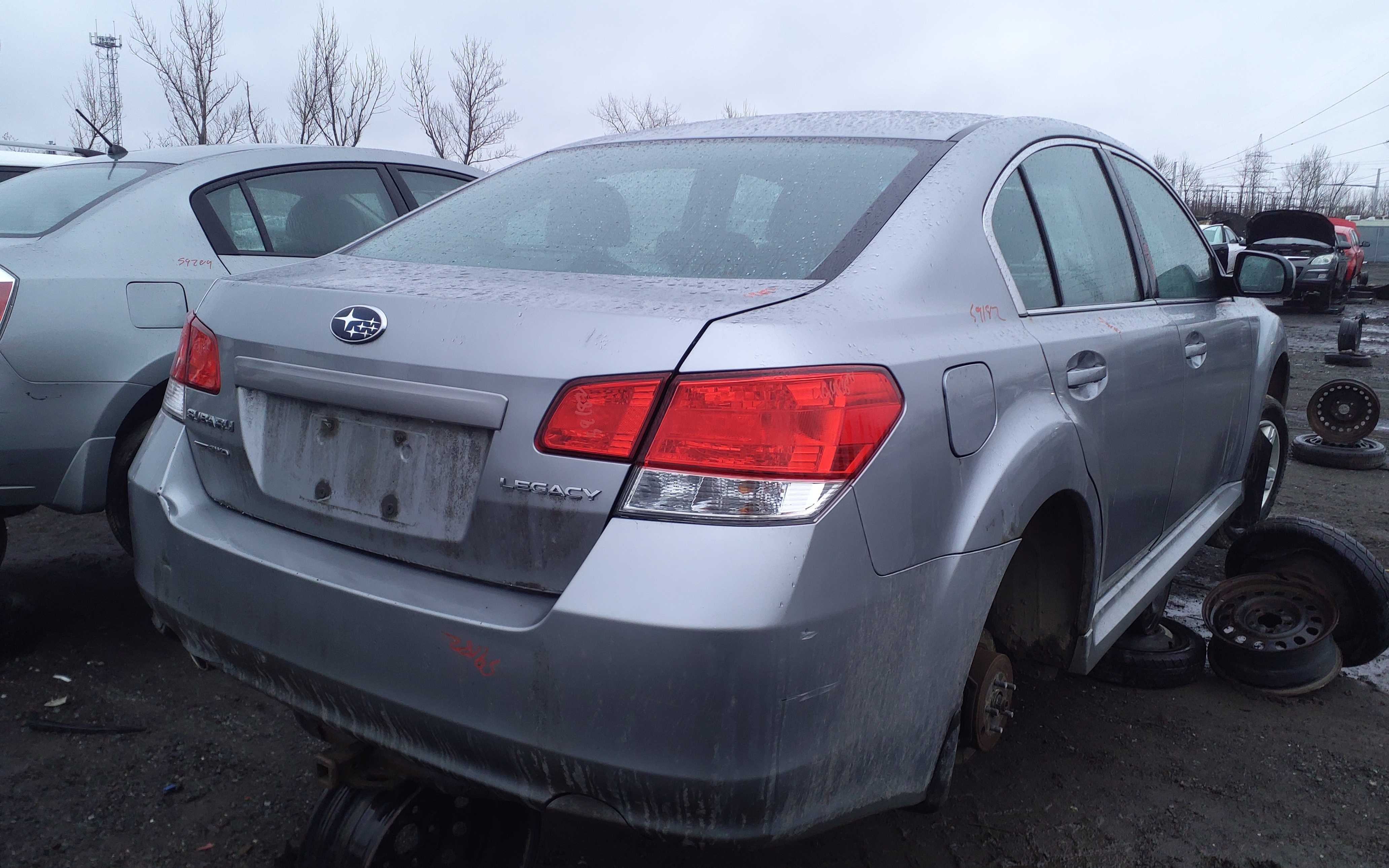 SUBARU LEGACY 2011