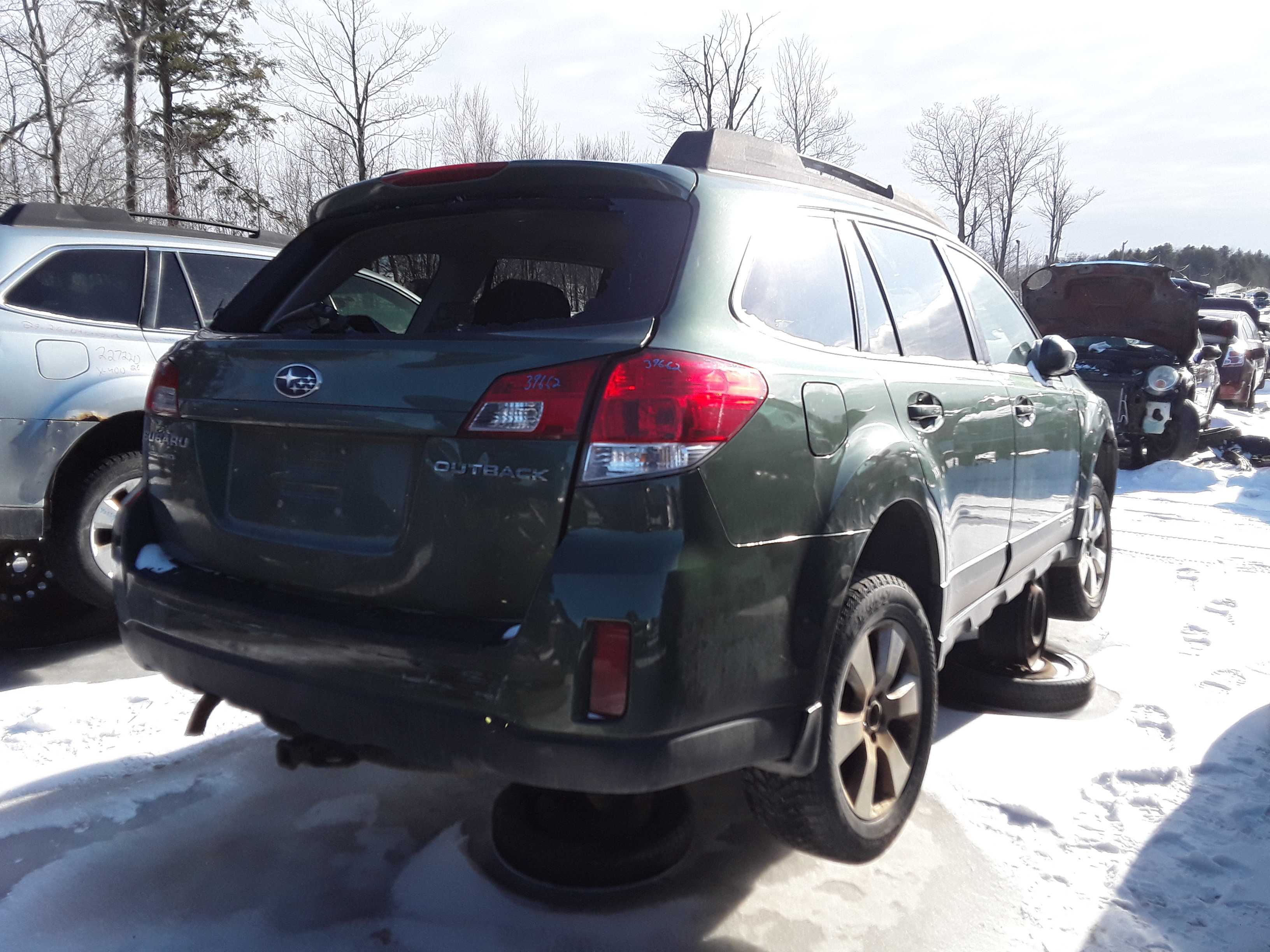 SUBARU OUTBACK 2011