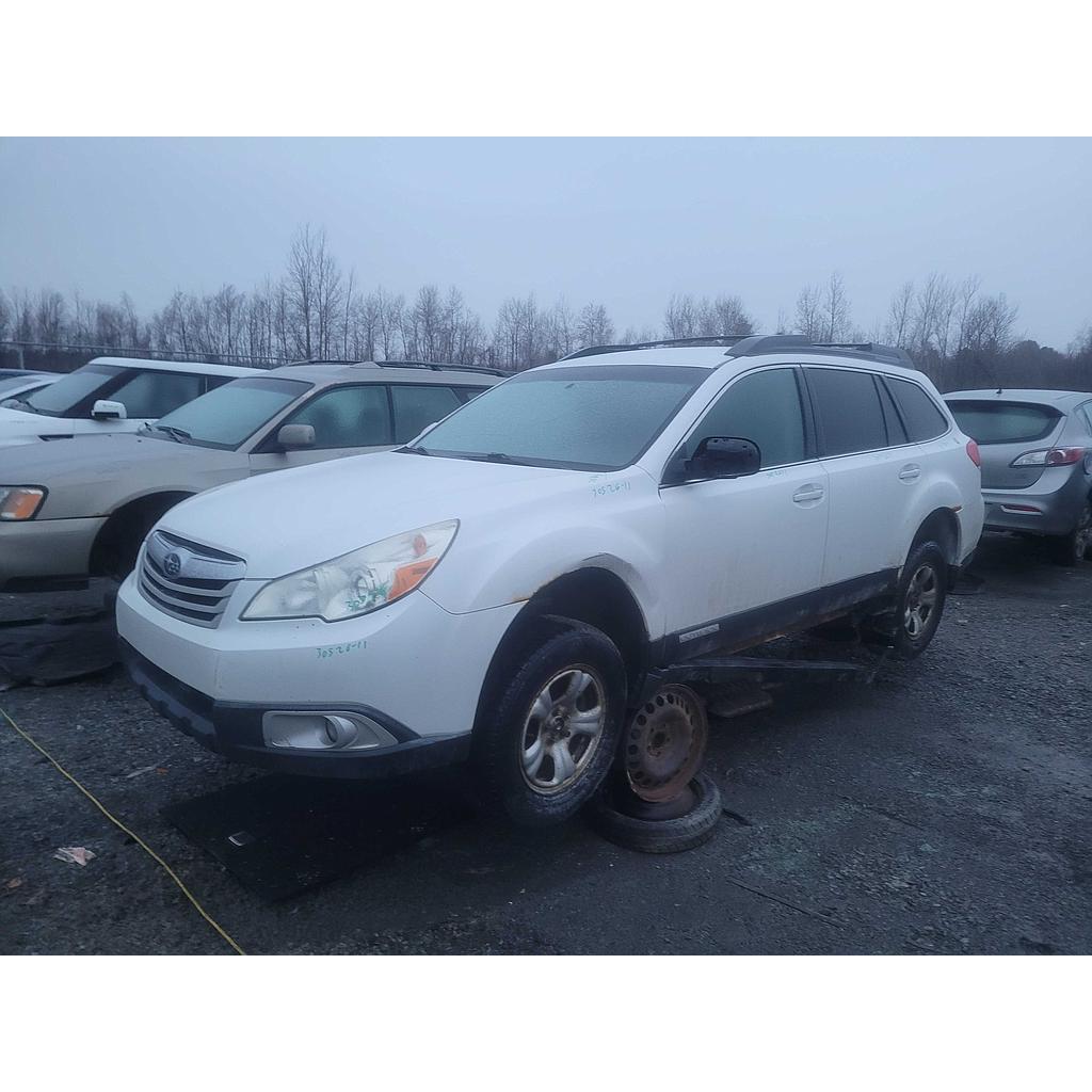 SUBARU OUTBACK 2011