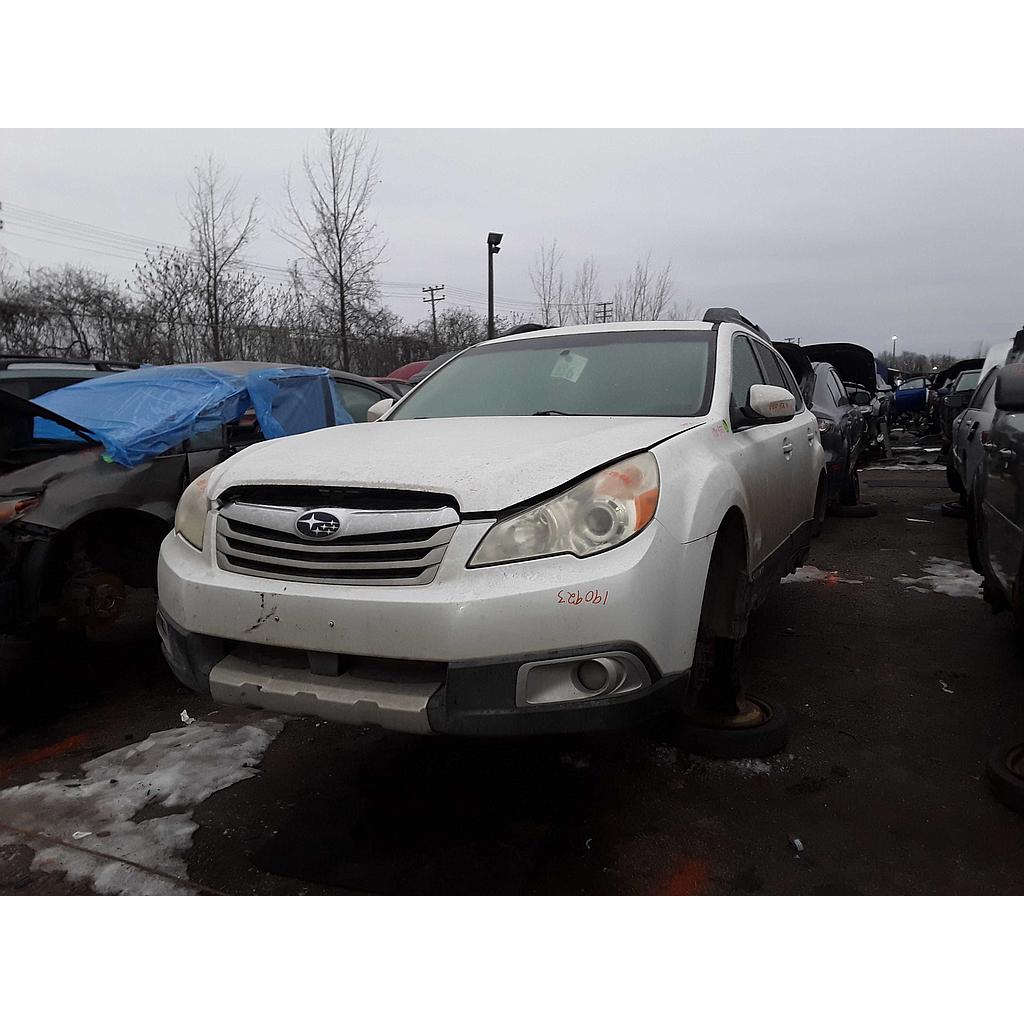 SUBARU OUTBACK 2011