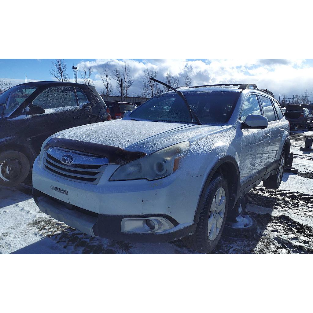 SUBARU OUTBACK 2011