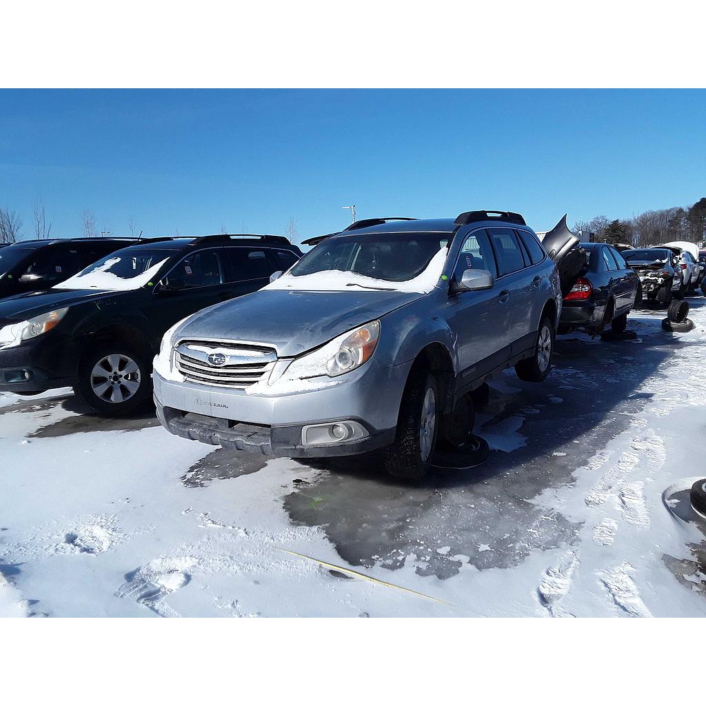 SUBARU OUTBACK 2012