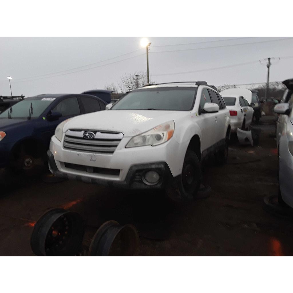 SUBARU OUTBACK 2013