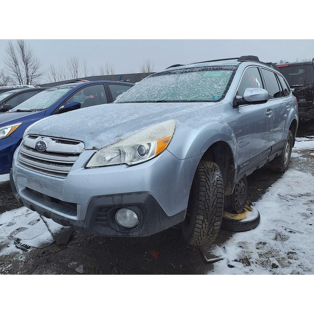 SUBARU OUTBACK 2013