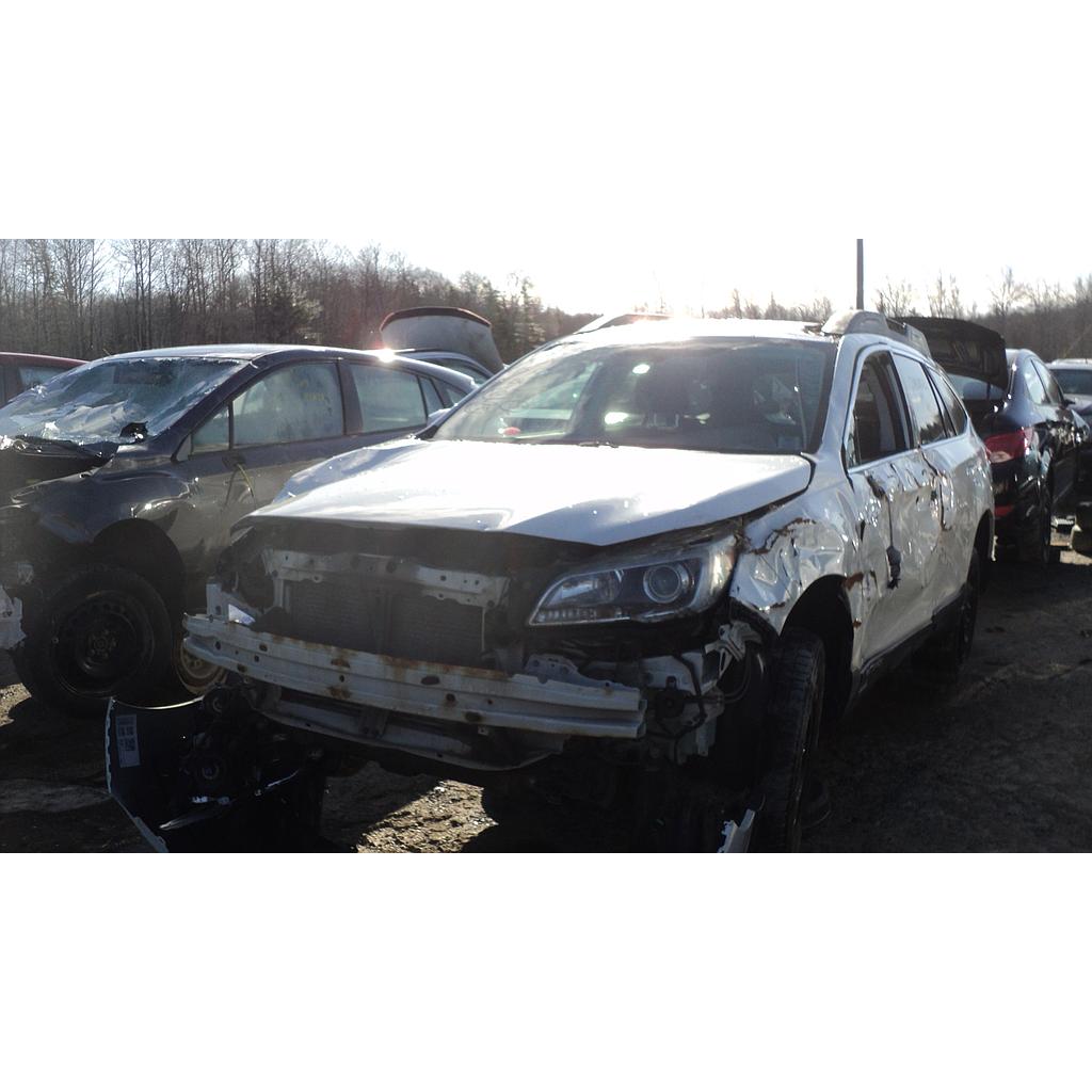 SUBARU OUTBACK 2015