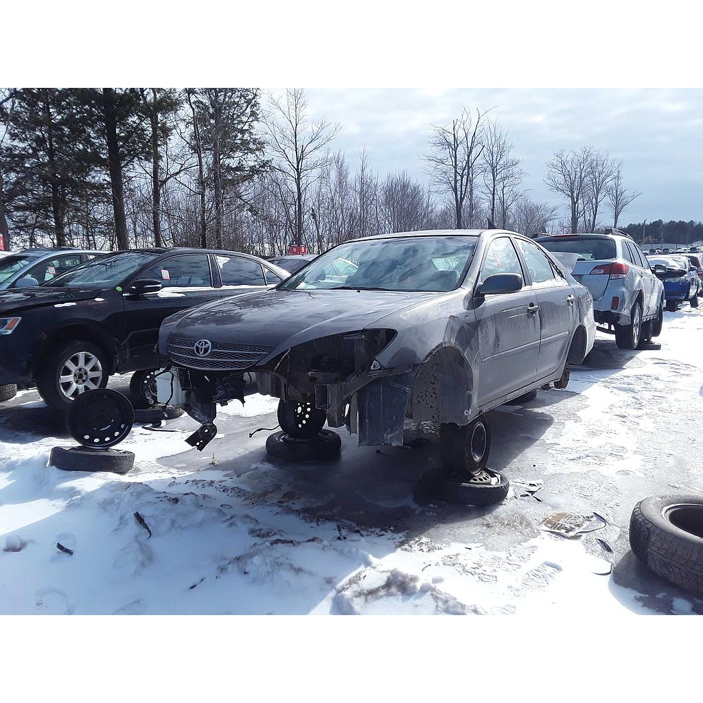 TOYOTA CAMRY 2004